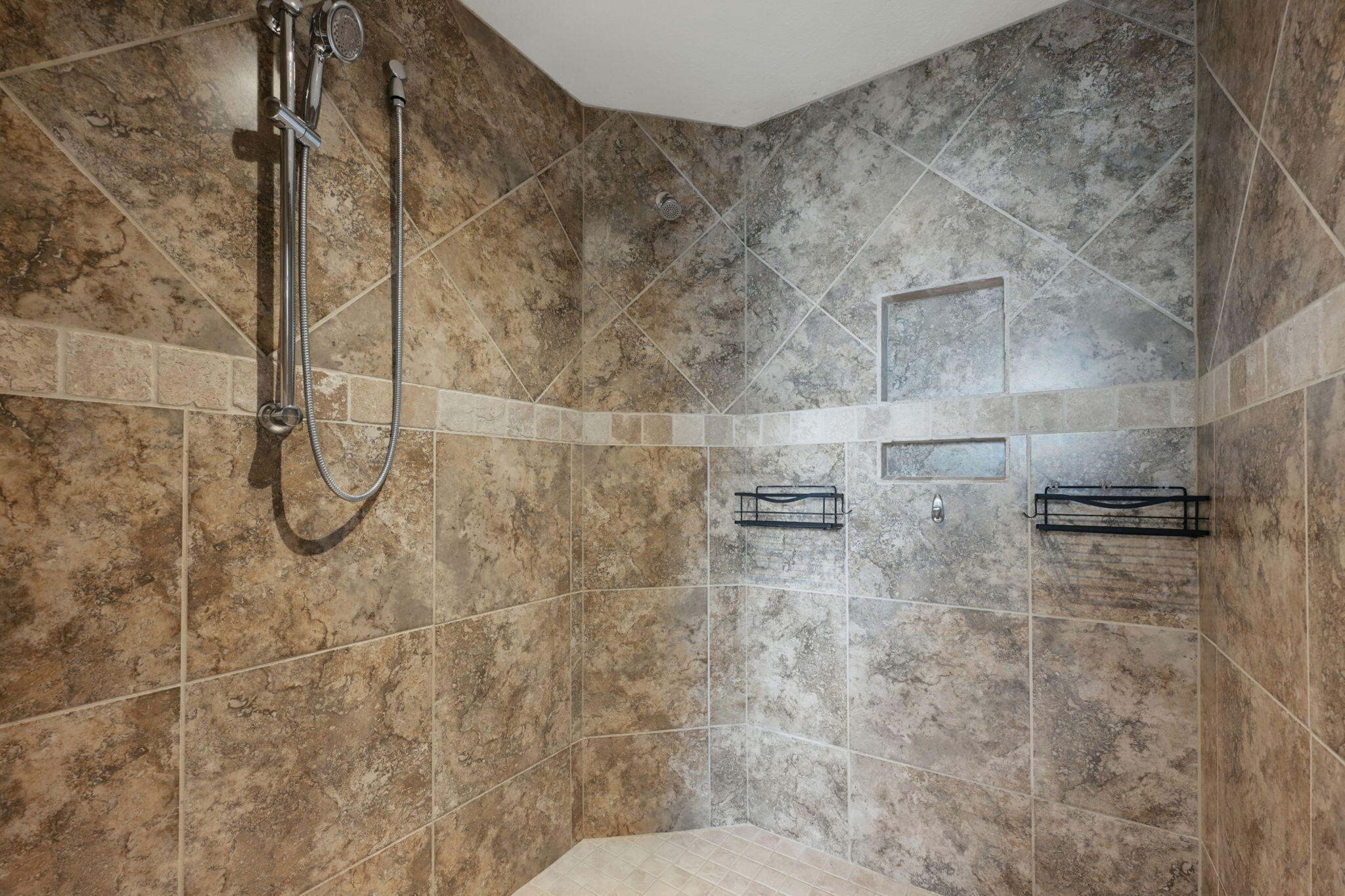 BROOKE ESTATES PH III - Residential