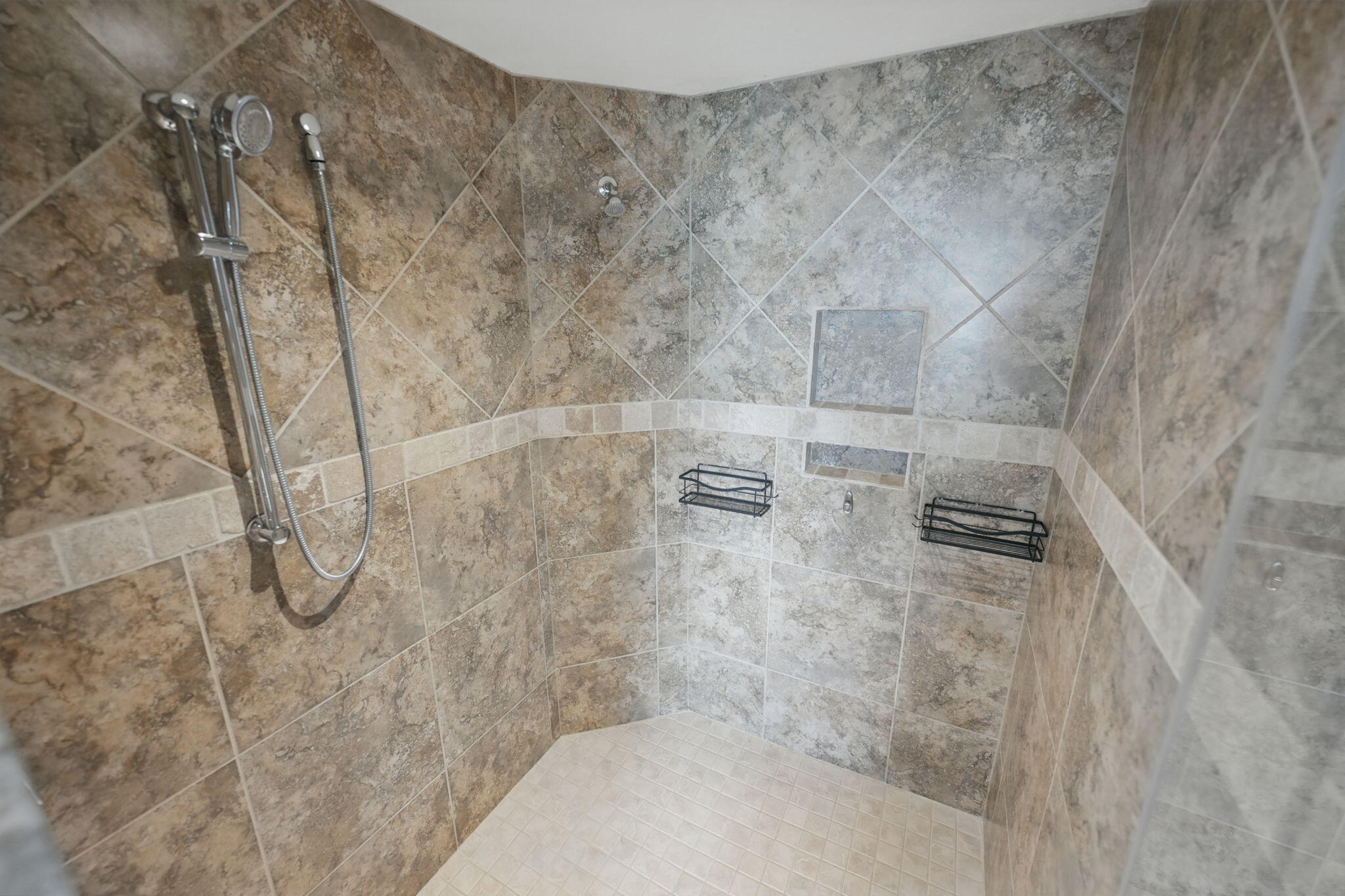 BROOKE ESTATES PH III - Residential