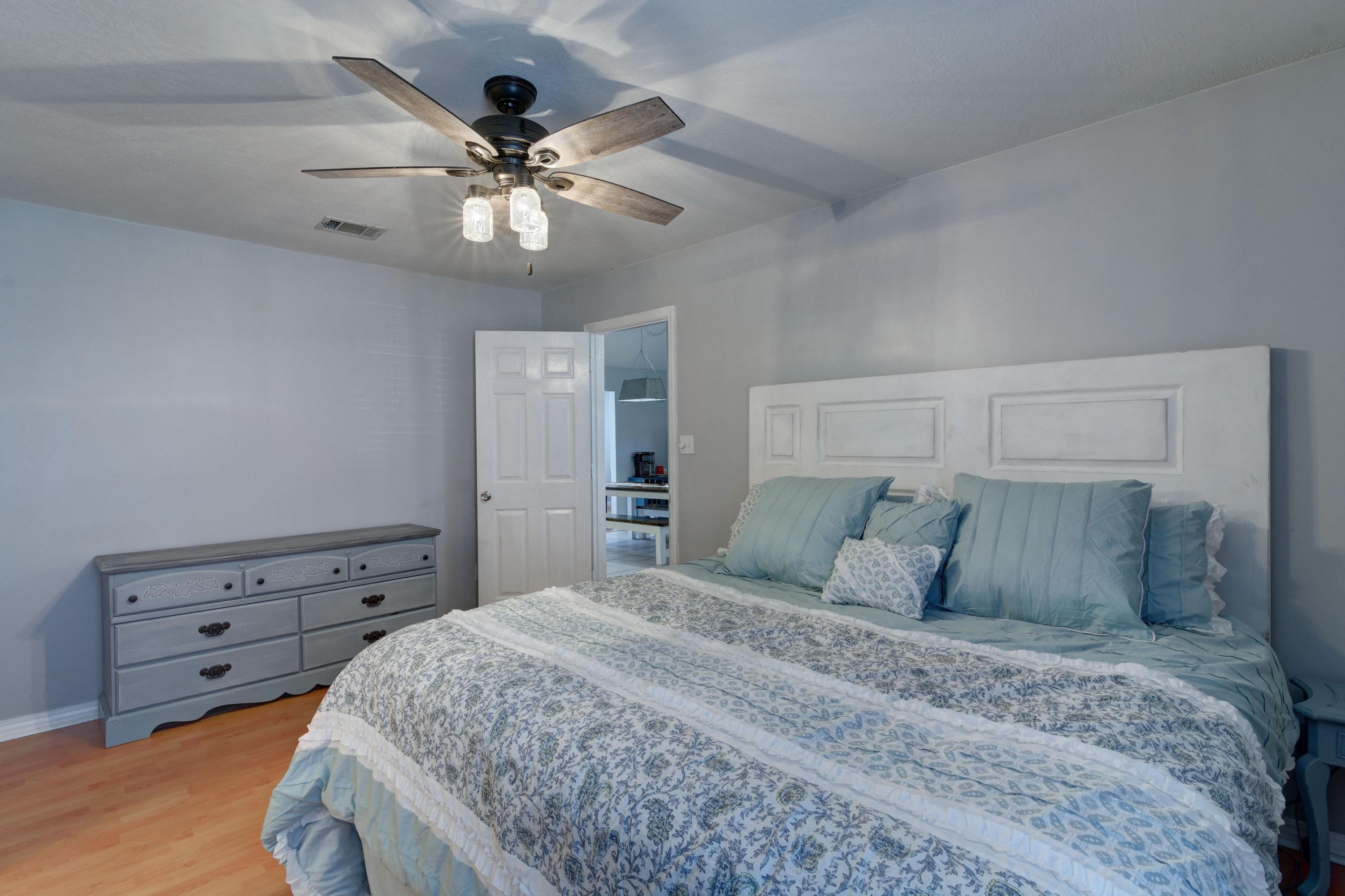 NAVARRE S/D 1ST ADDN - Residential