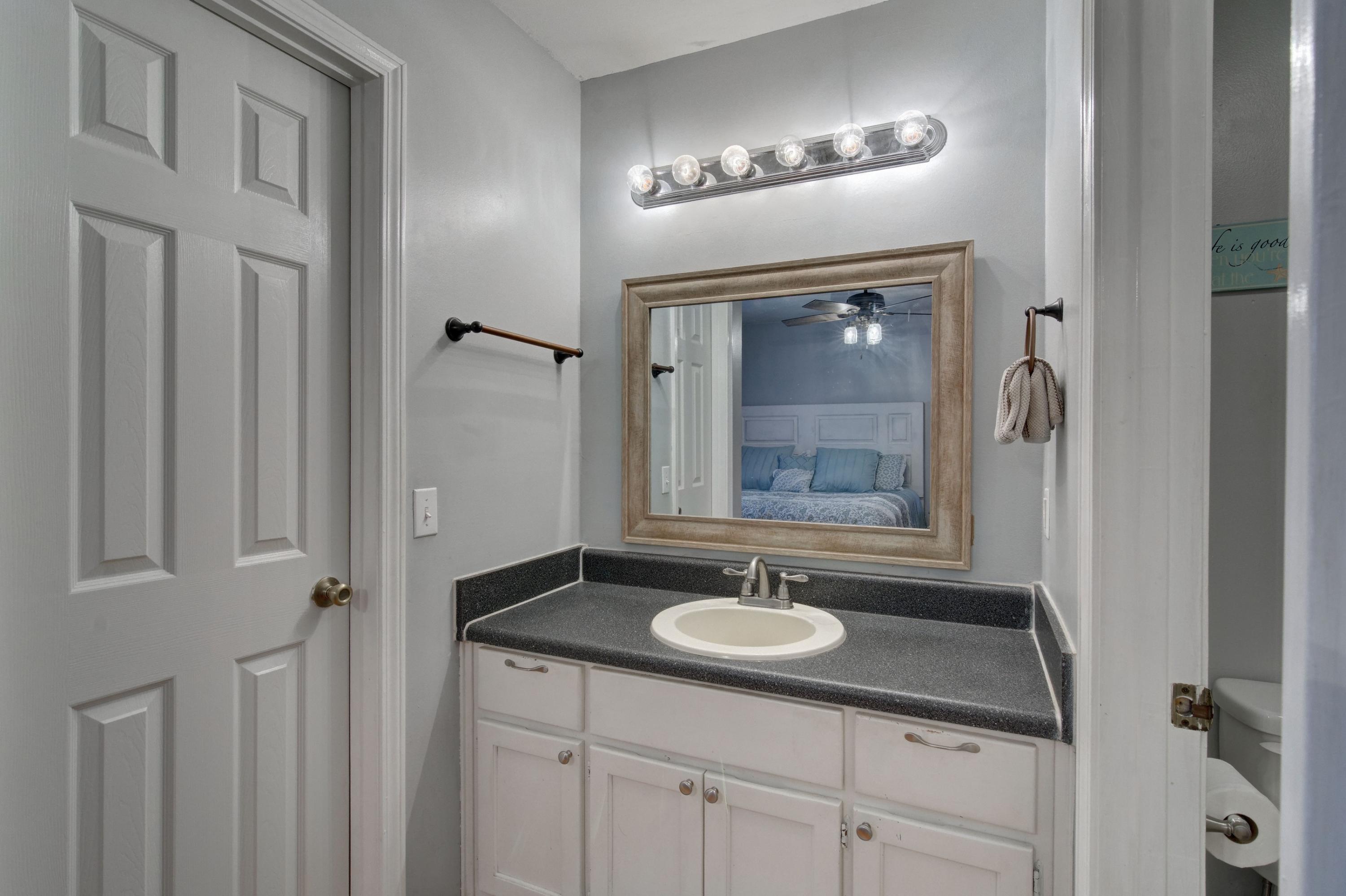 NAVARRE S/D 1ST ADDN - Residential