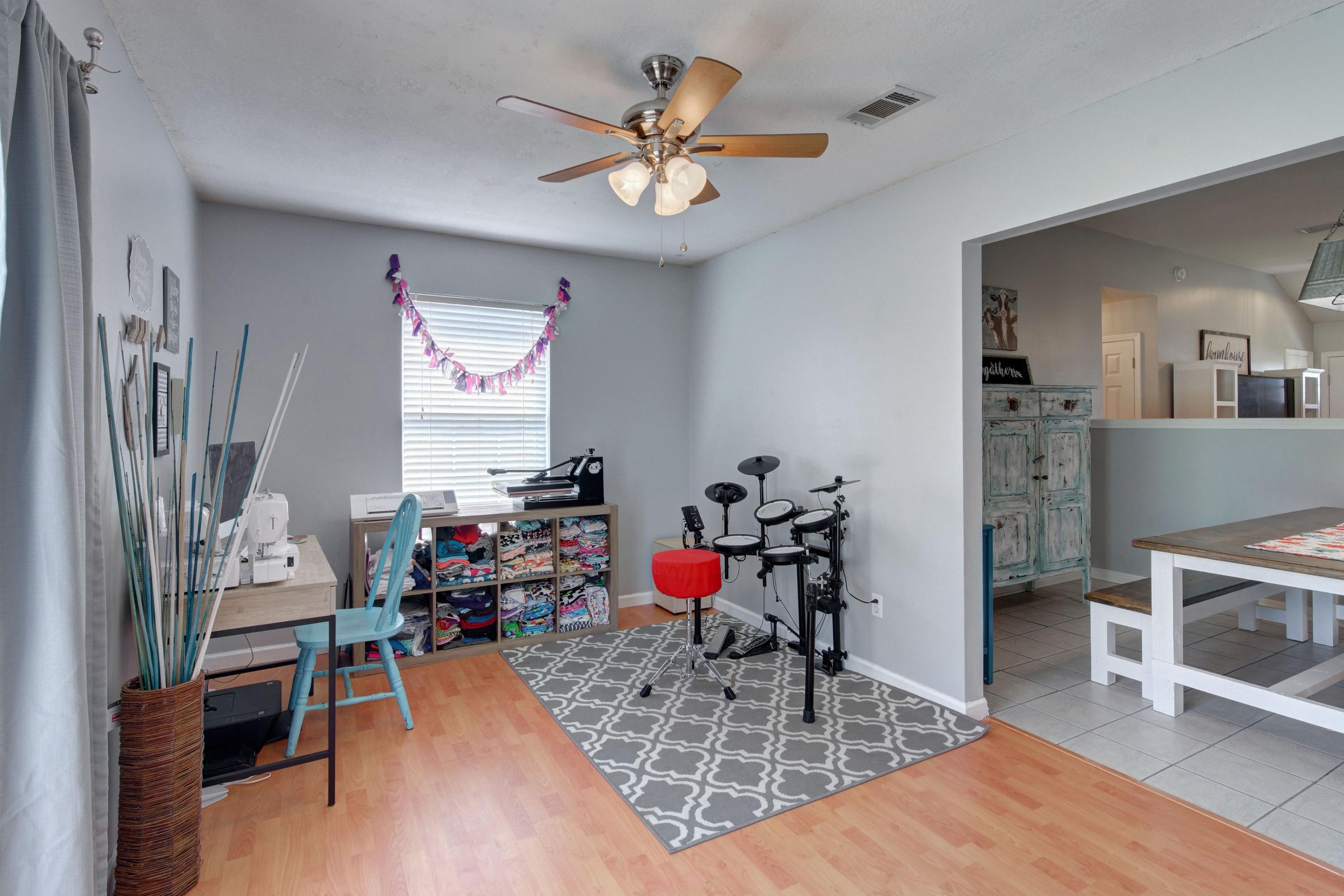 NAVARRE S/D 1ST ADDN - Residential