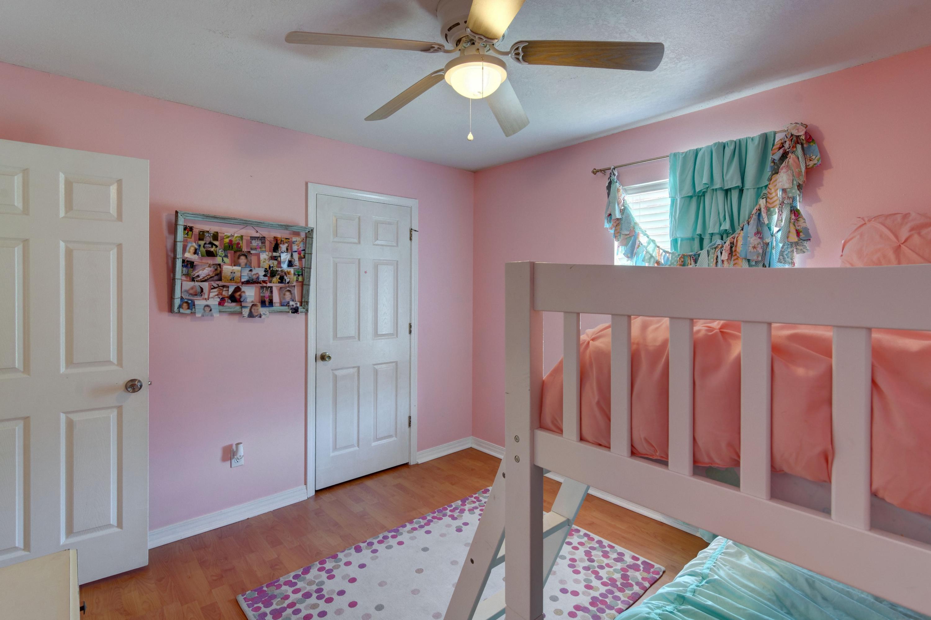 NAVARRE S/D 1ST ADDN - Residential