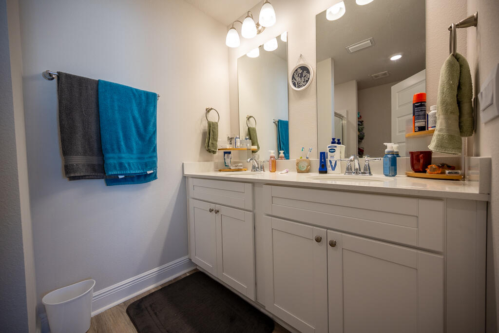 BRITTANY OAKS VILLAS - Residential