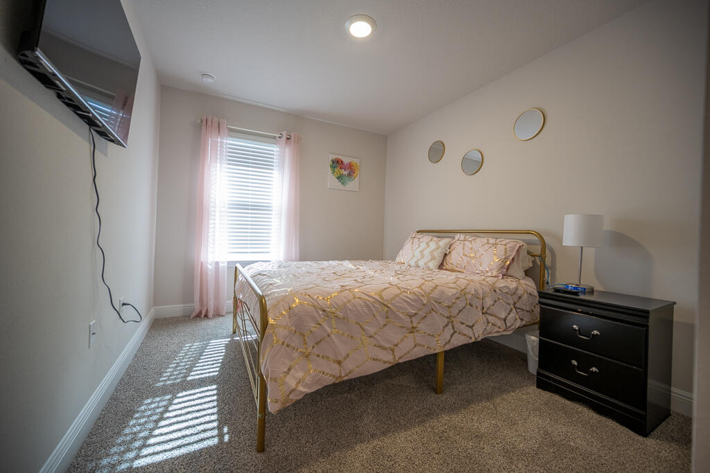 BRITTANY OAKS VILLAS - Residential