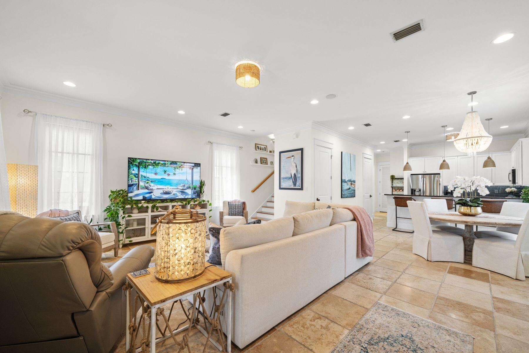 CARSON OAKS - Residential