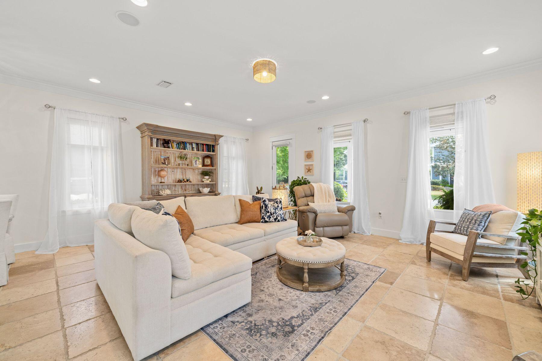 CARSON OAKS - Residential