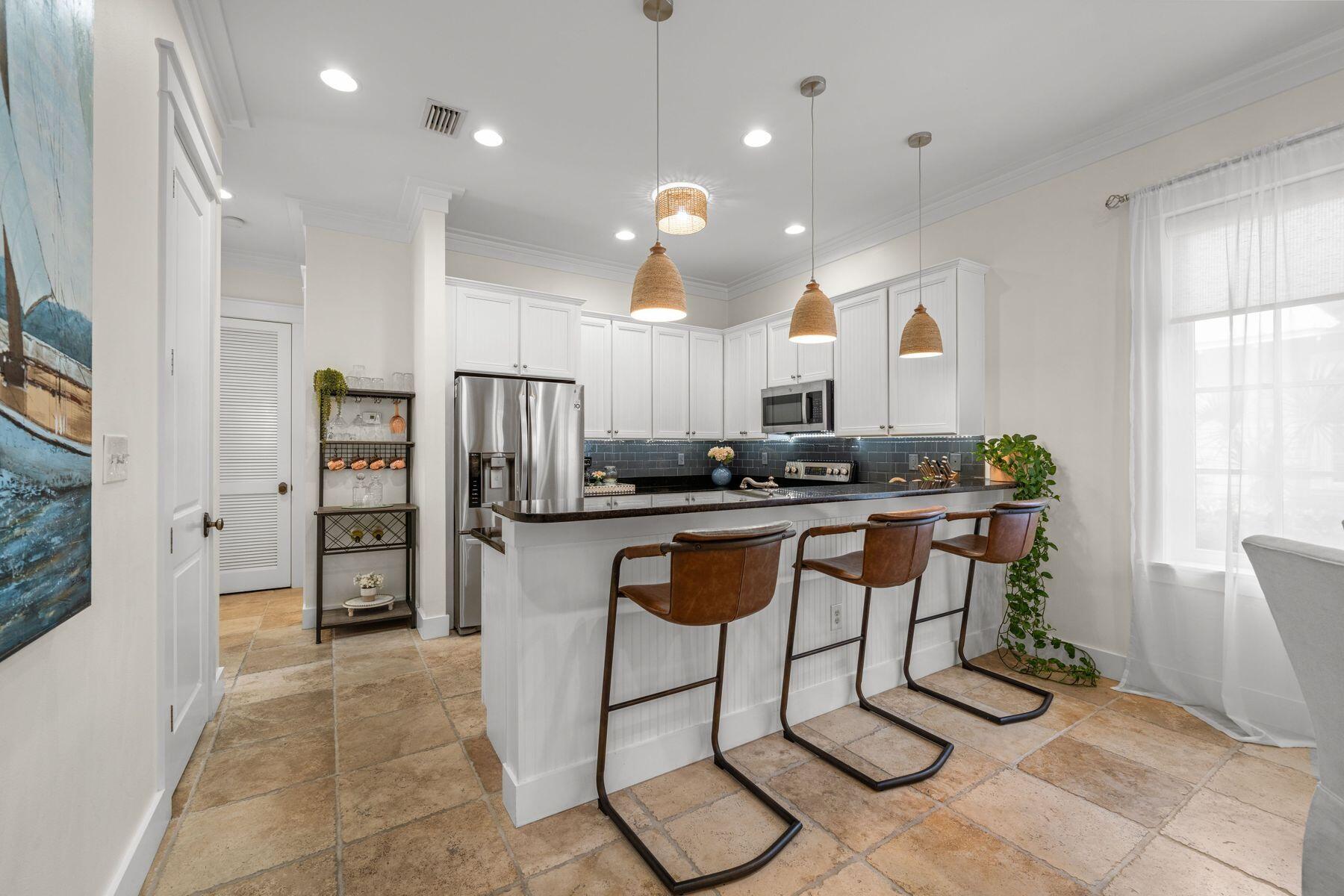 CARSON OAKS - Residential