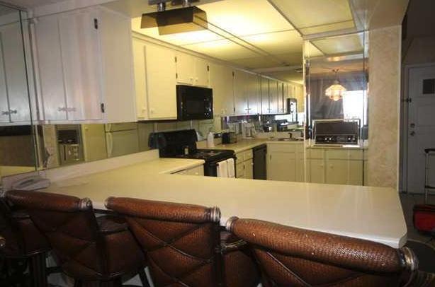 REGENCY TOWERS - Residential