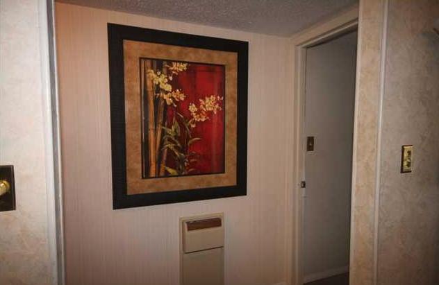 REGENCY TOWERS - Residential