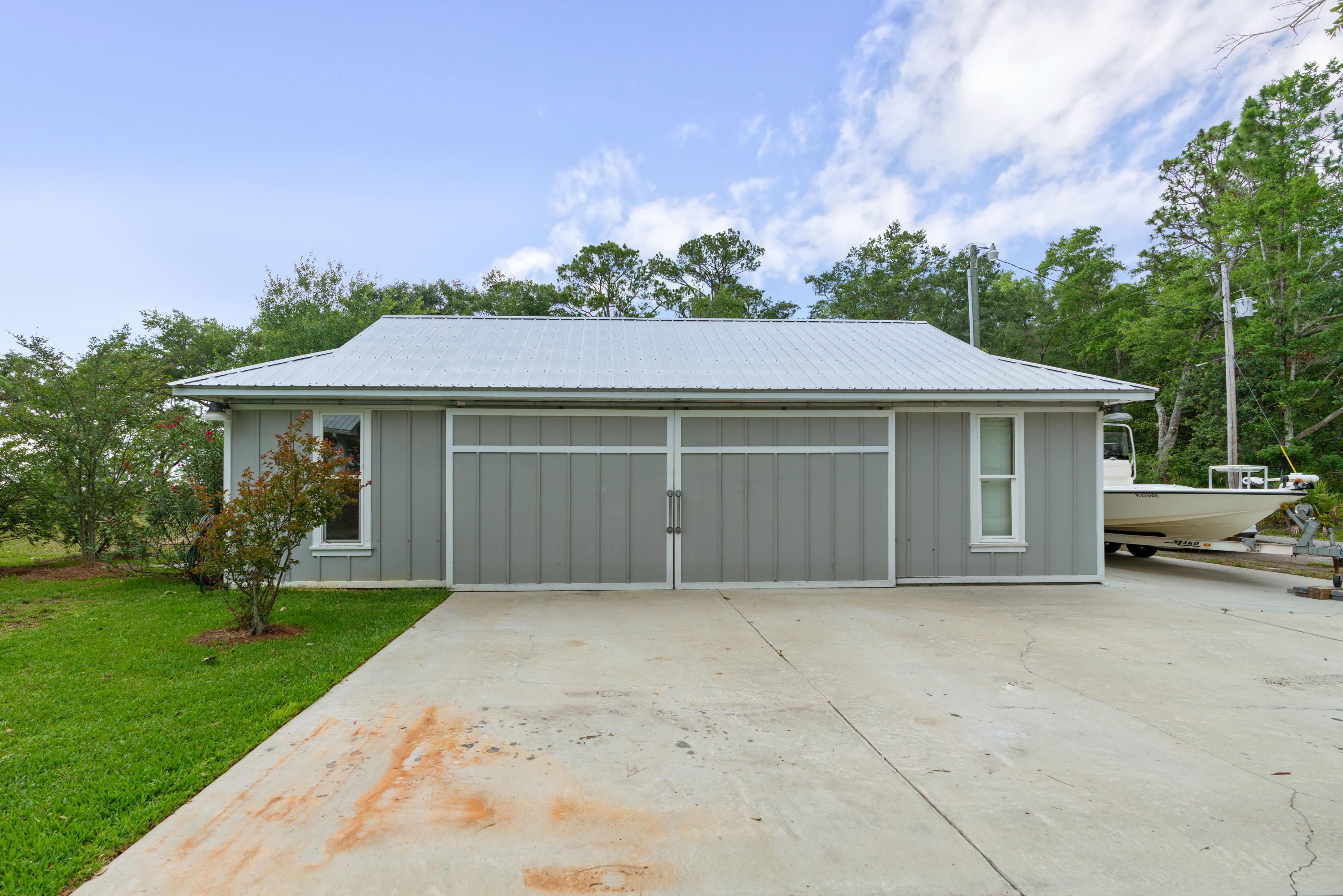 METES & BOUNDS - Residential