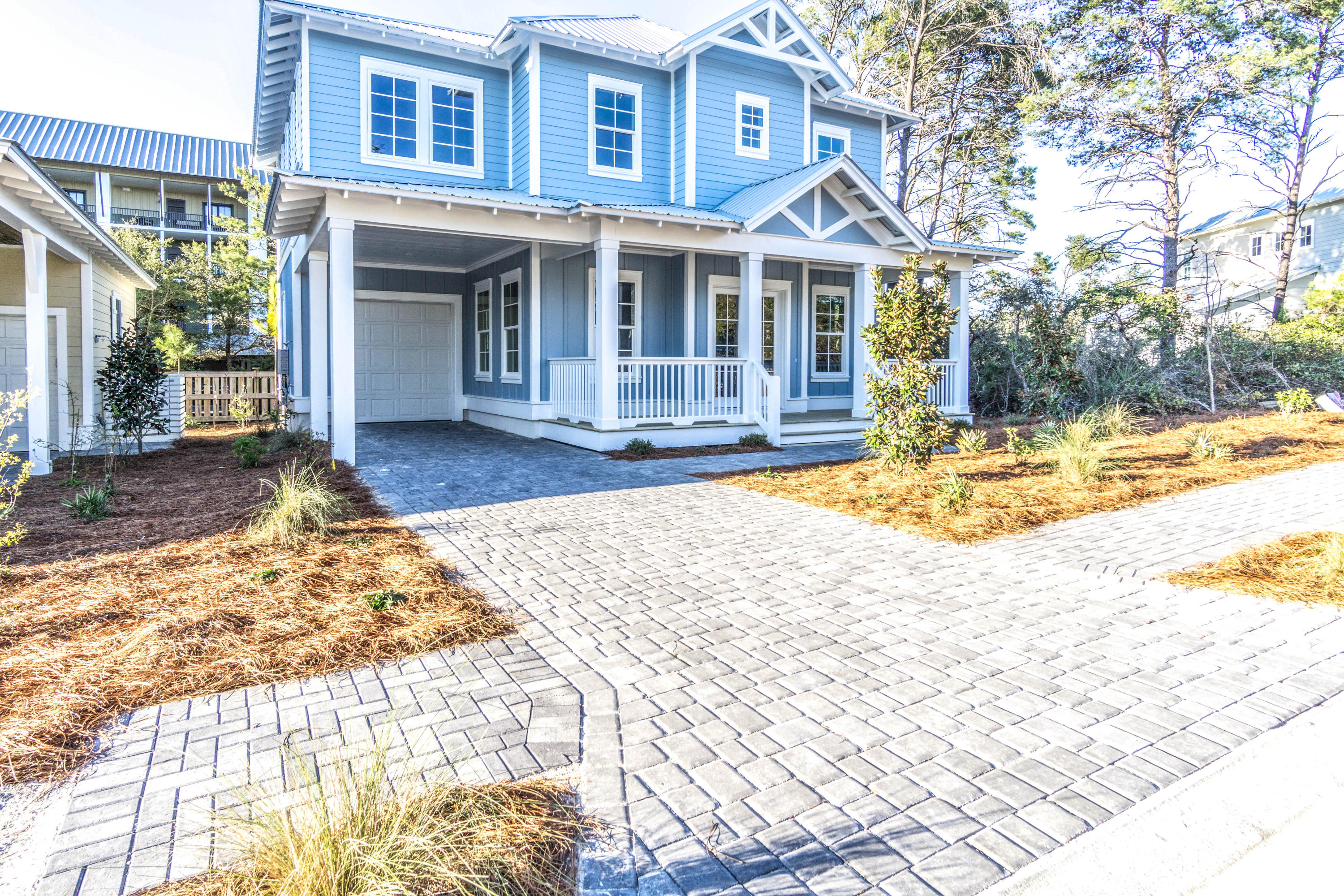 LAKESIDE AT BLUE MOUNTAIN BEACH - Residential