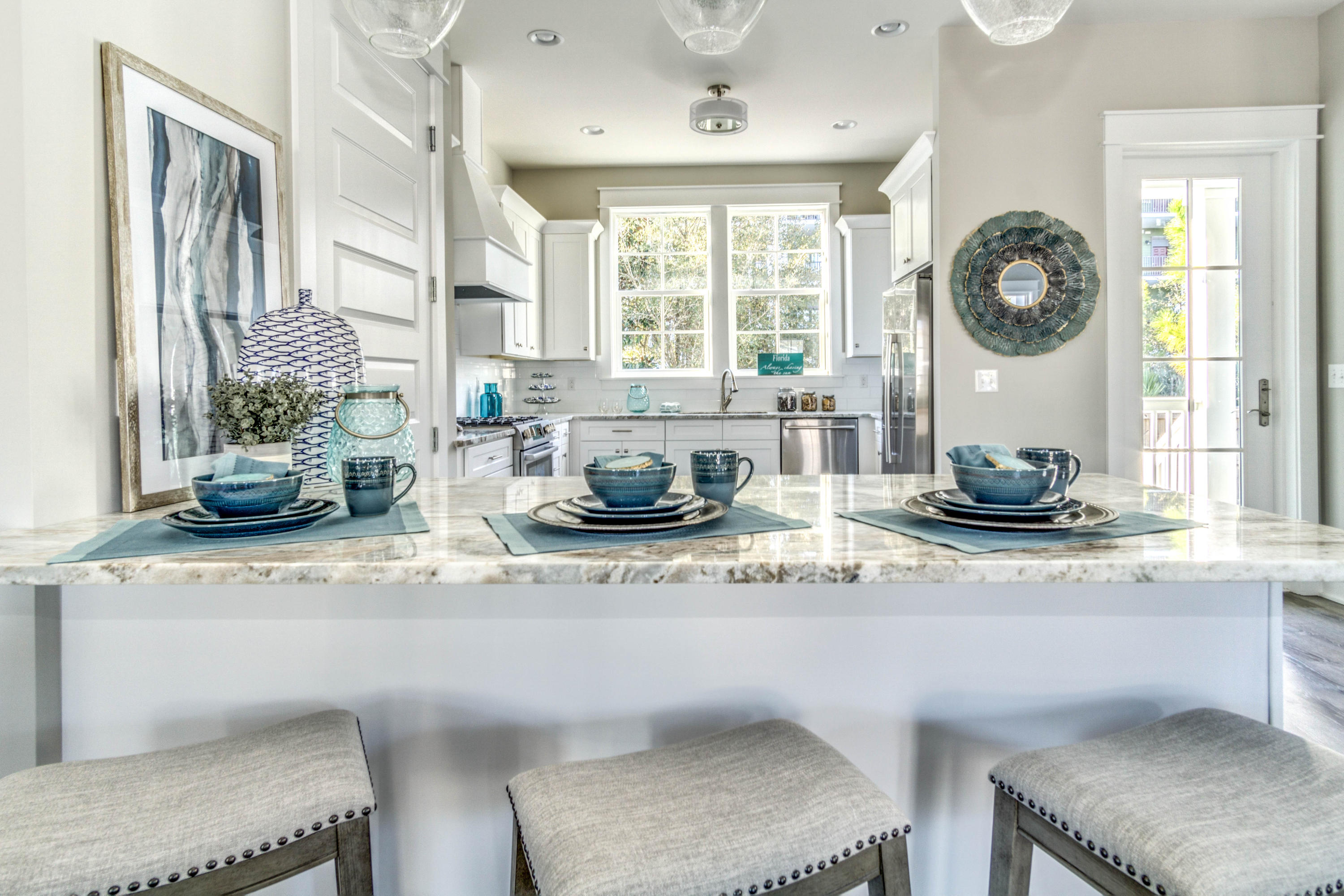 LAKESIDE AT BLUE MOUNTAIN BEACH - Residential