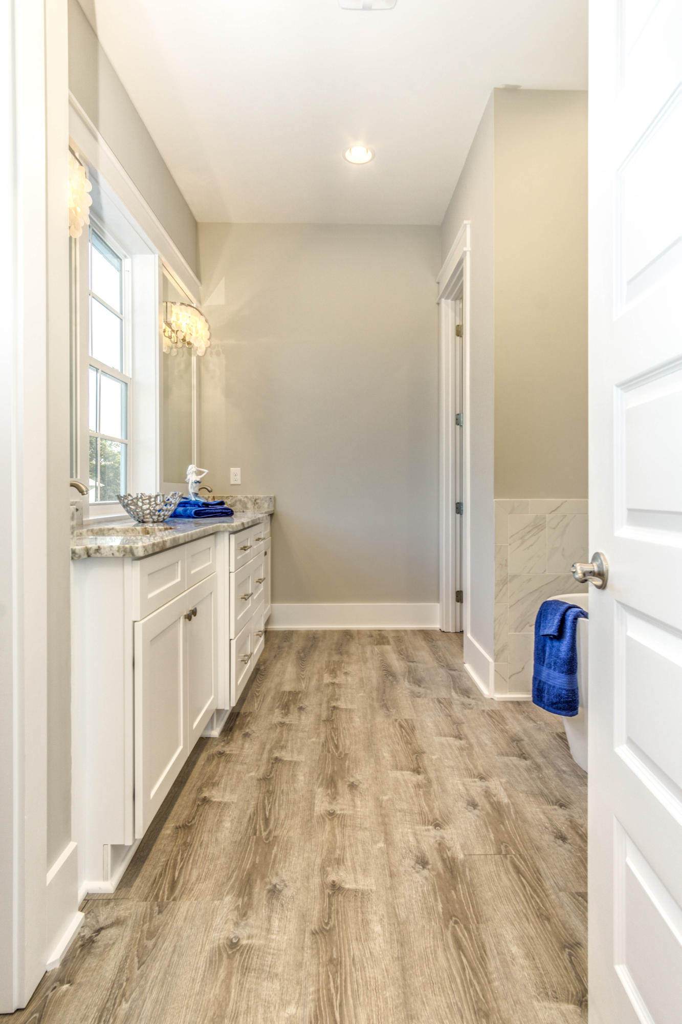 LAKESIDE AT BLUE MOUNTAIN BEACH - Residential