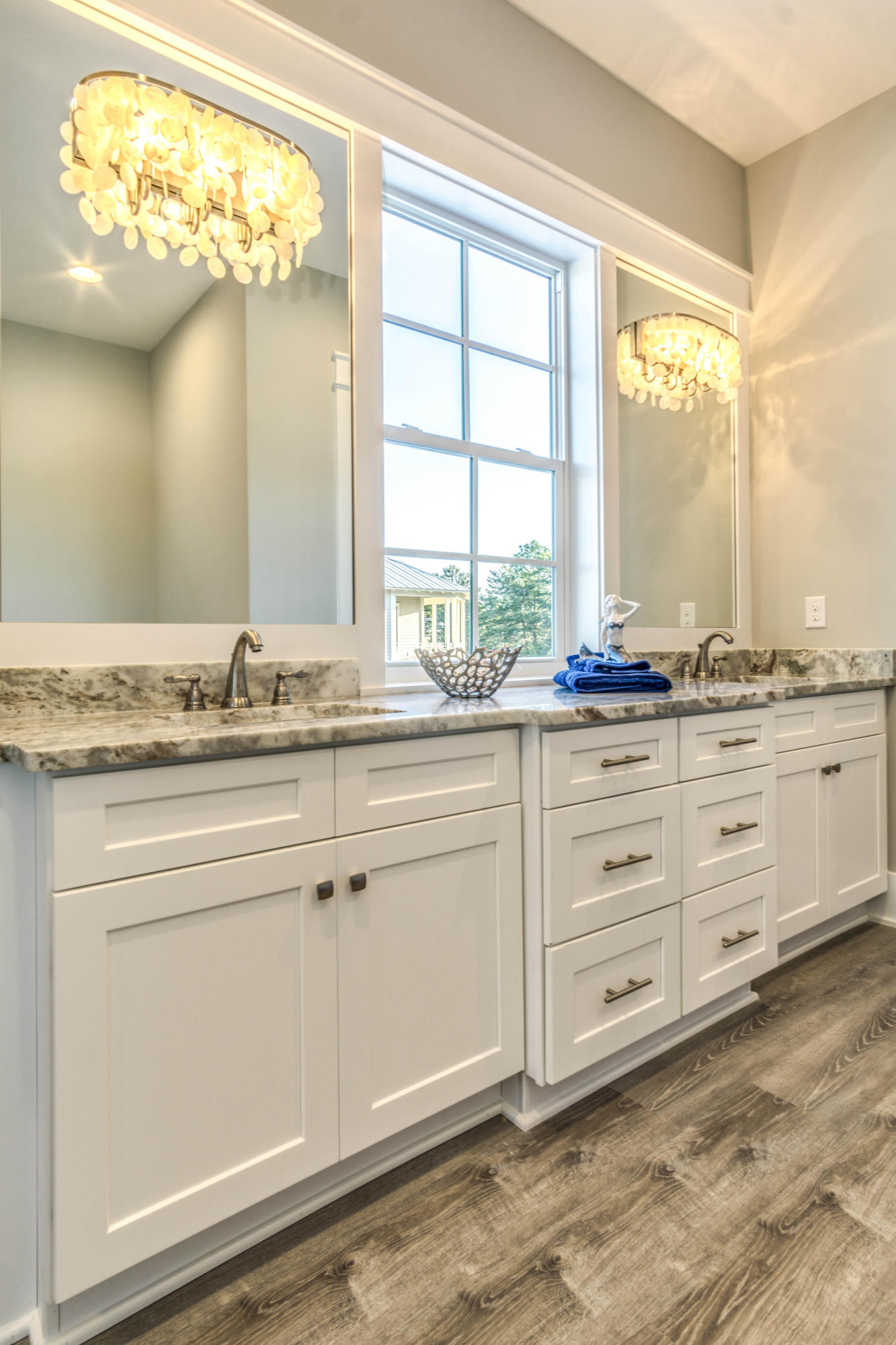 LAKESIDE AT BLUE MOUNTAIN BEACH - Residential