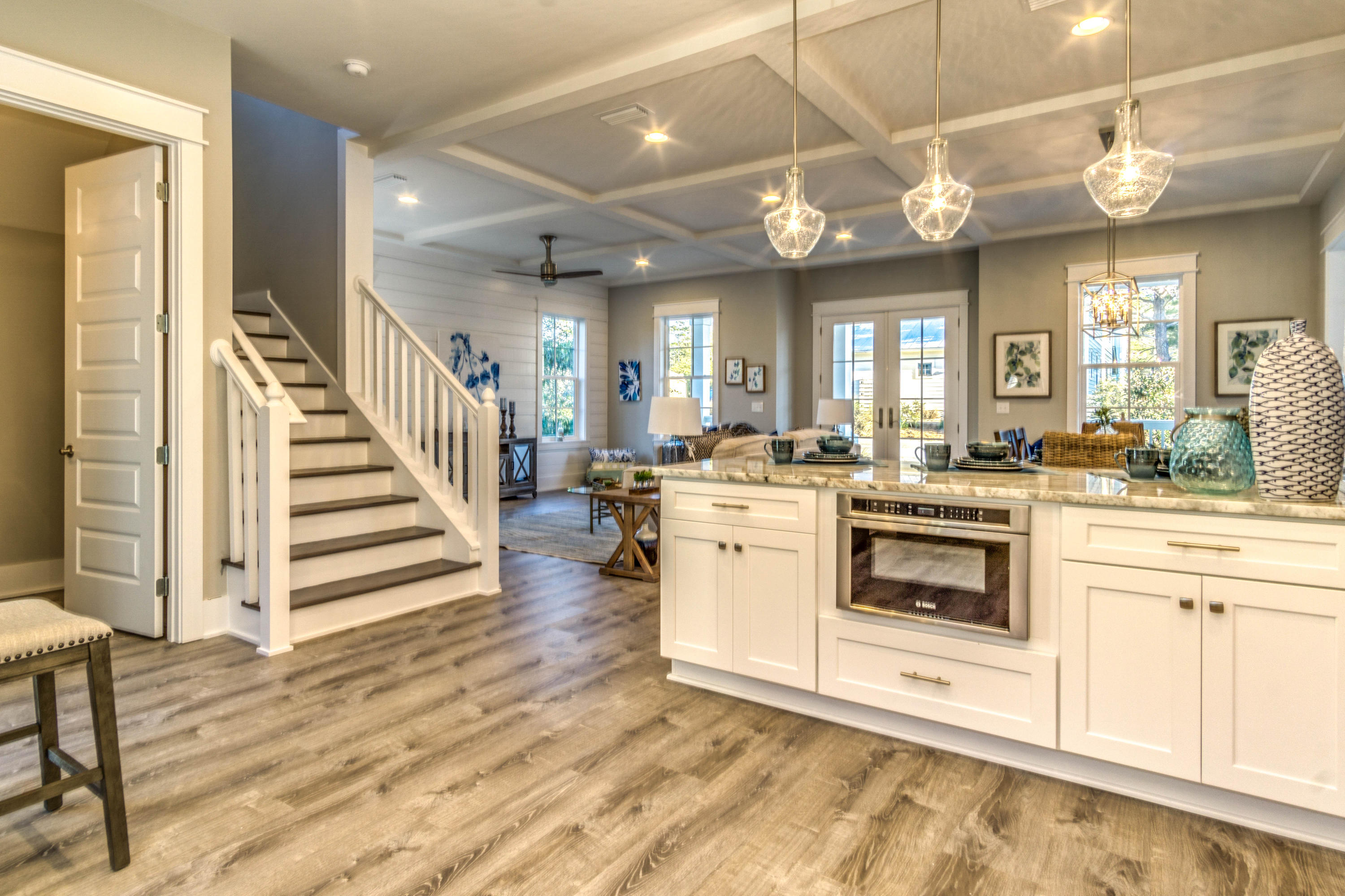 LAKESIDE AT BLUE MOUNTAIN BEACH - Residential