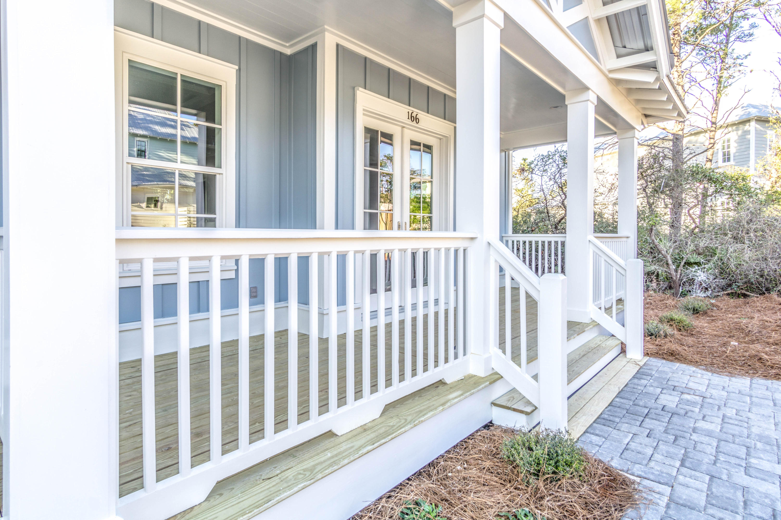 LAKESIDE AT BLUE MOUNTAIN BEACH - Residential