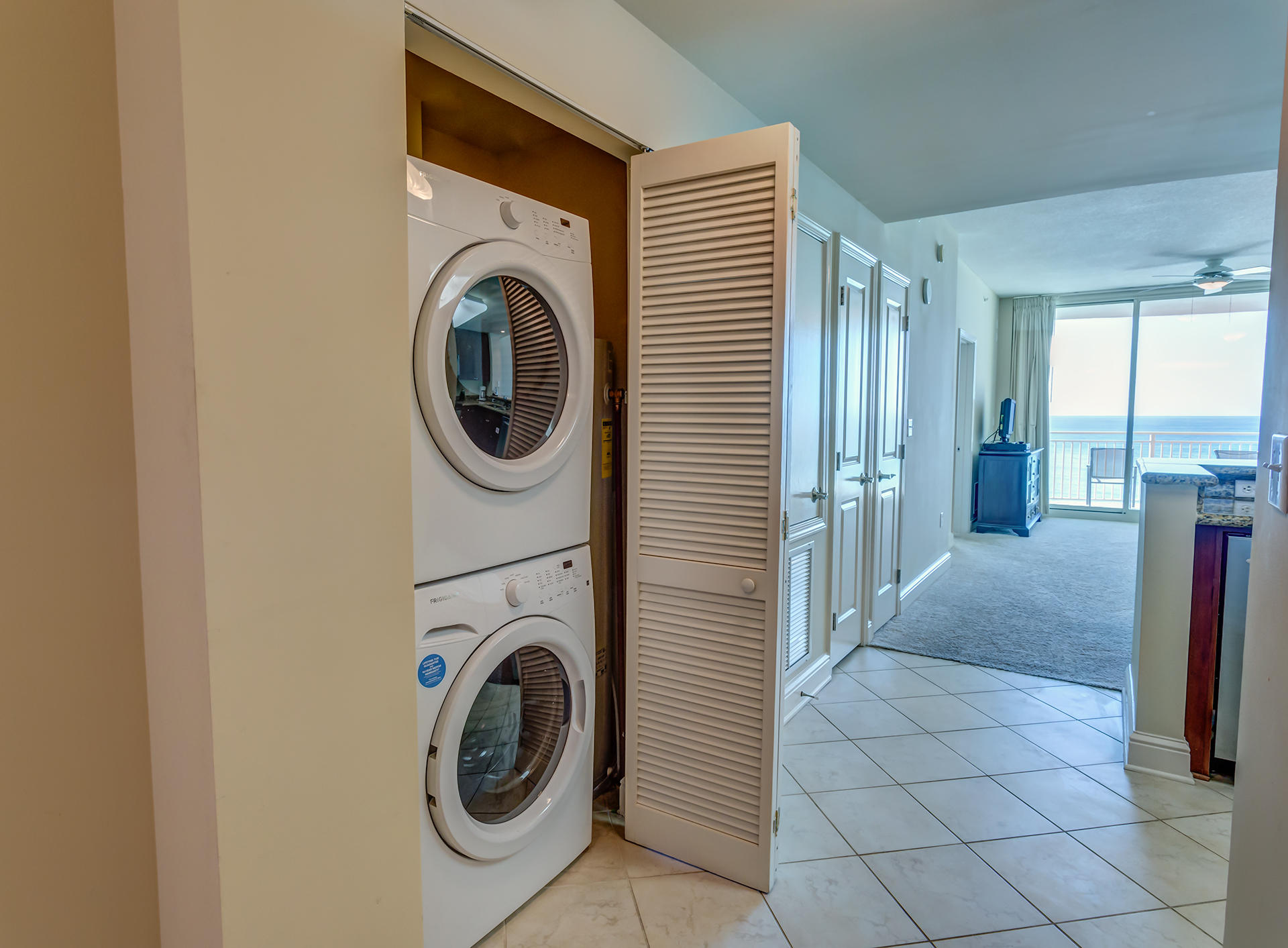 AQUA Beachside Resort - Residential