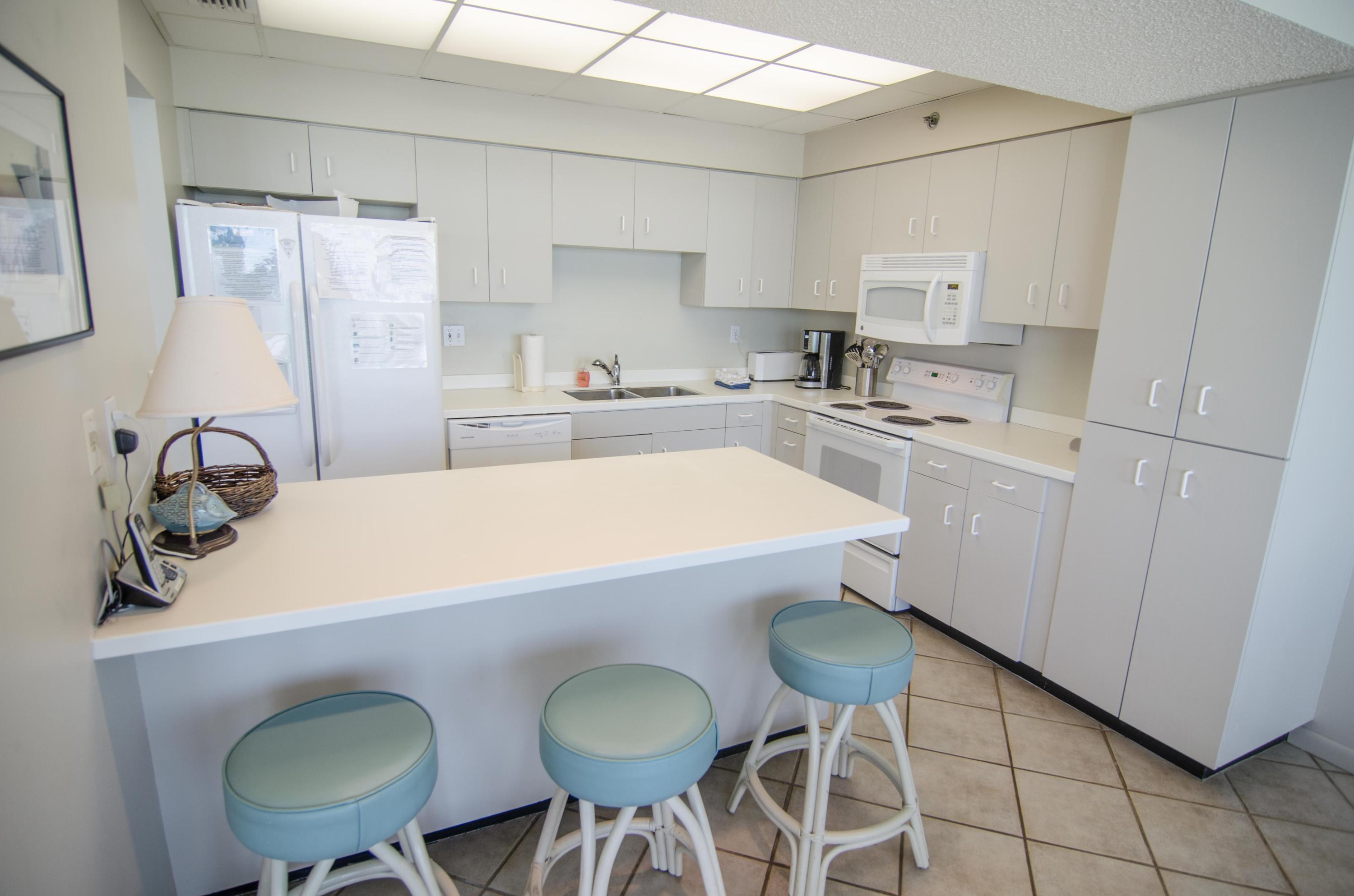 HIGH POINTE RESORT CONDO - Residential