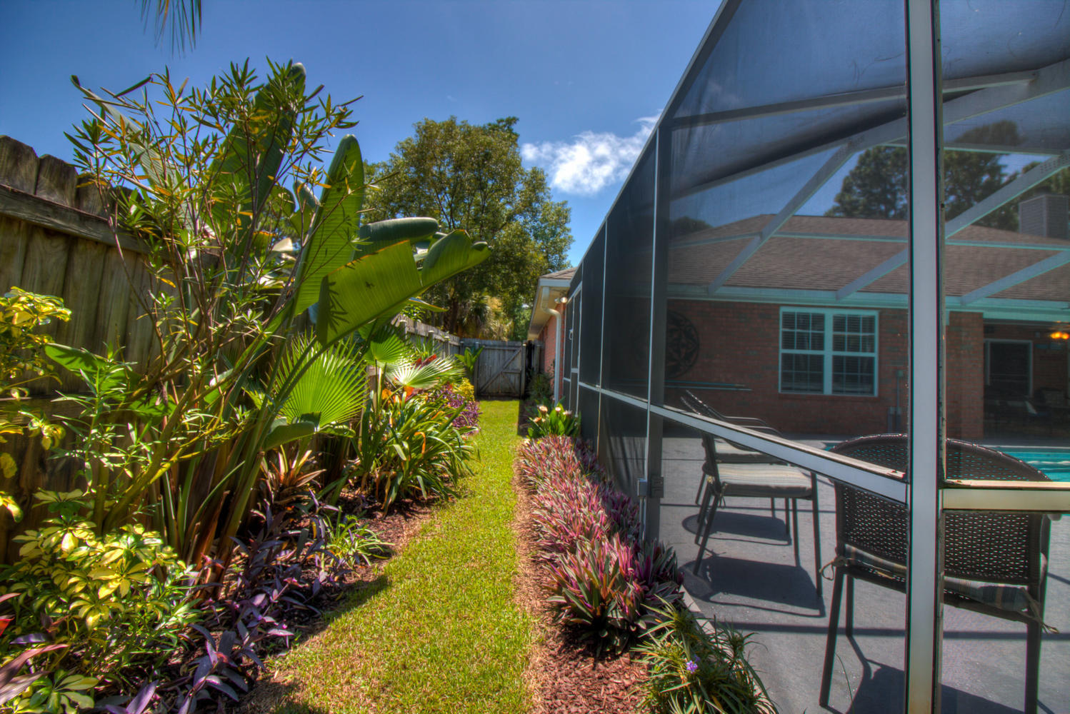 HOLIDAY SHORES ESTATES - Residential