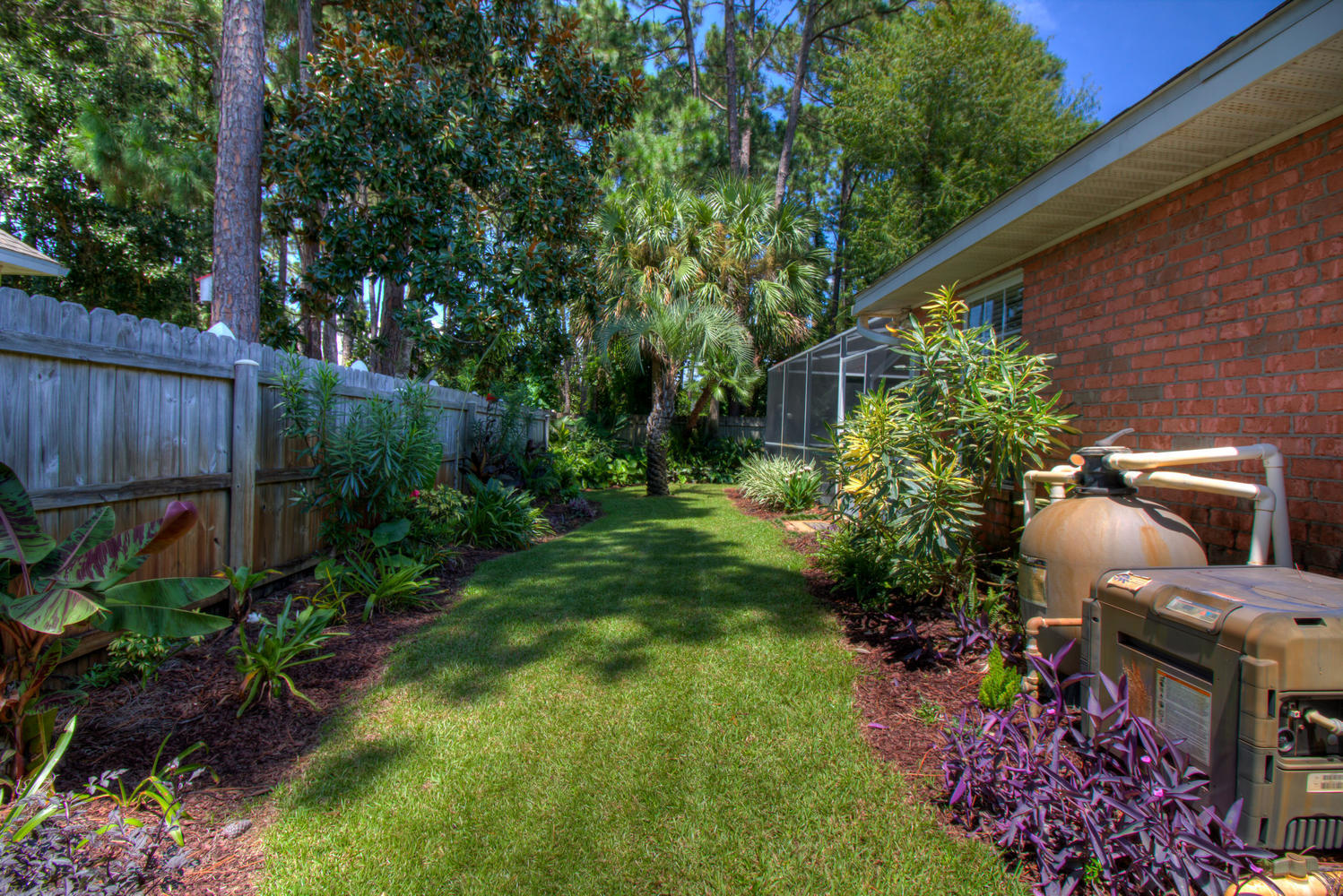 HOLIDAY SHORES ESTATES - Residential