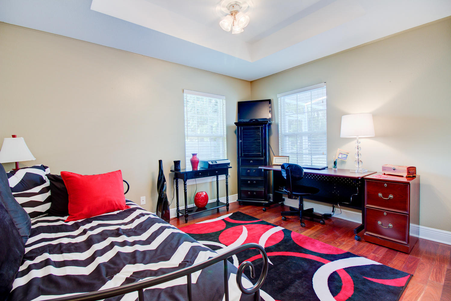 HOLIDAY SHORES ESTATES - Residential