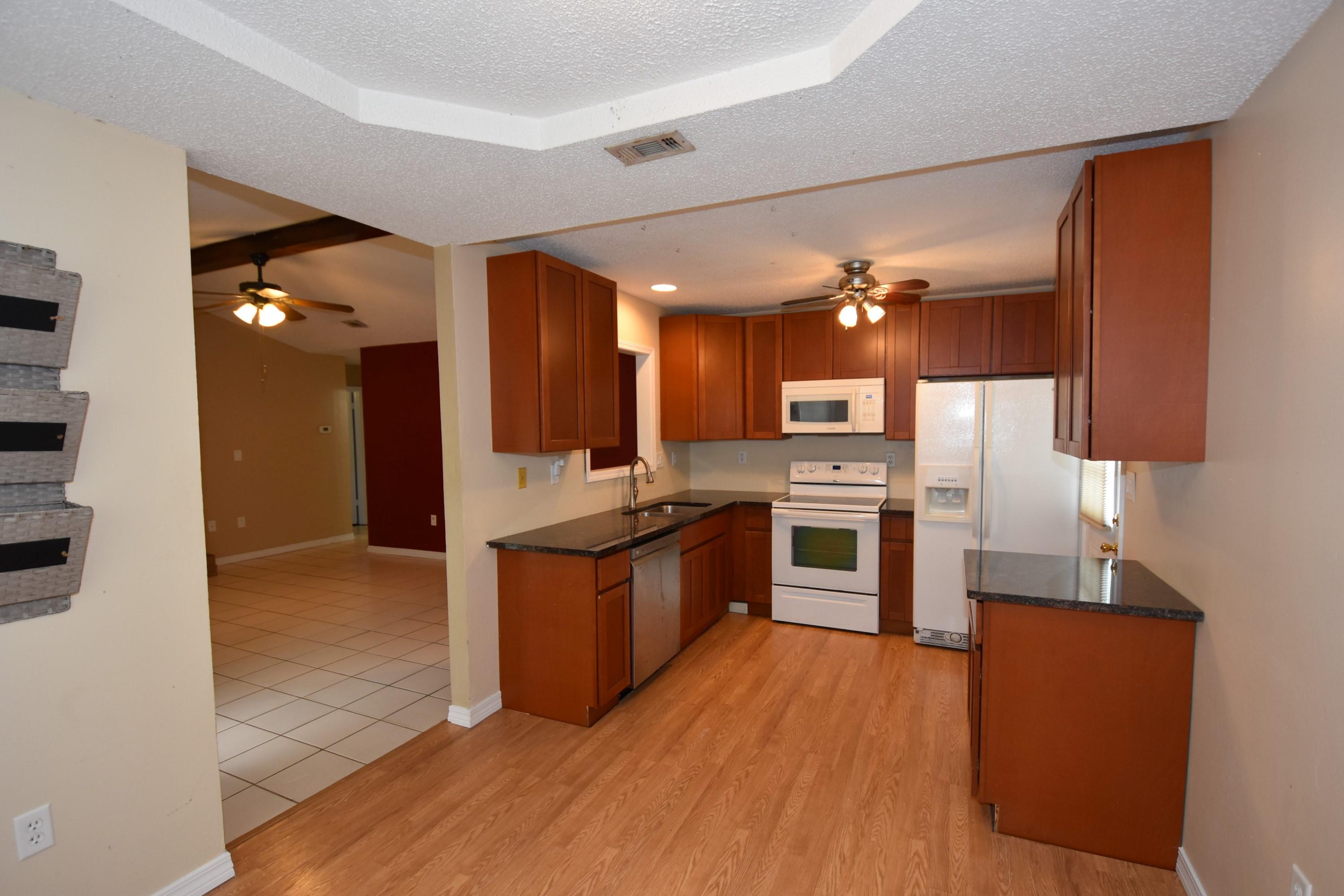 BEACONS BEND SOUTH - Residential