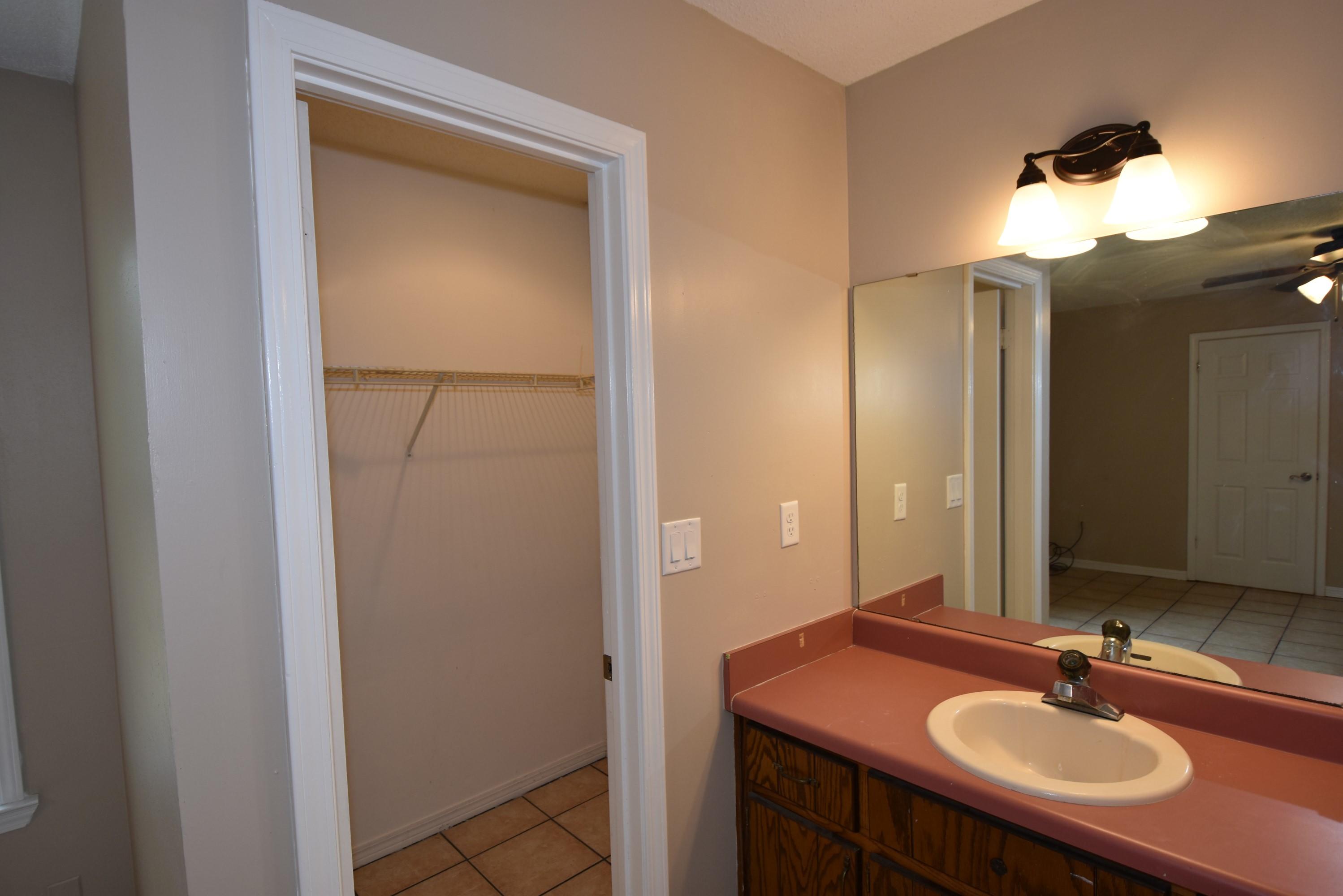 BEACONS BEND SOUTH - Residential