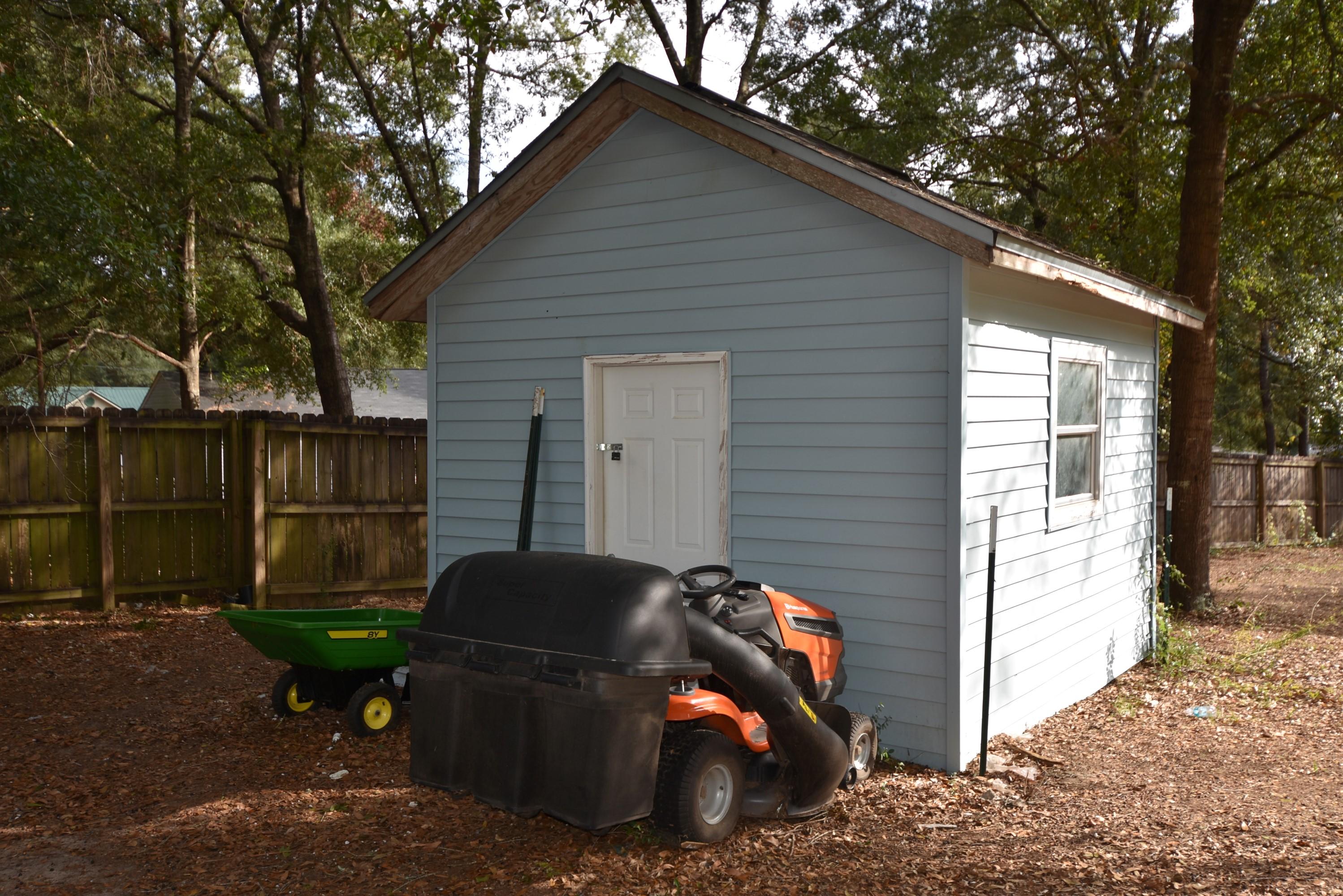 BEACONS BEND SOUTH - Residential