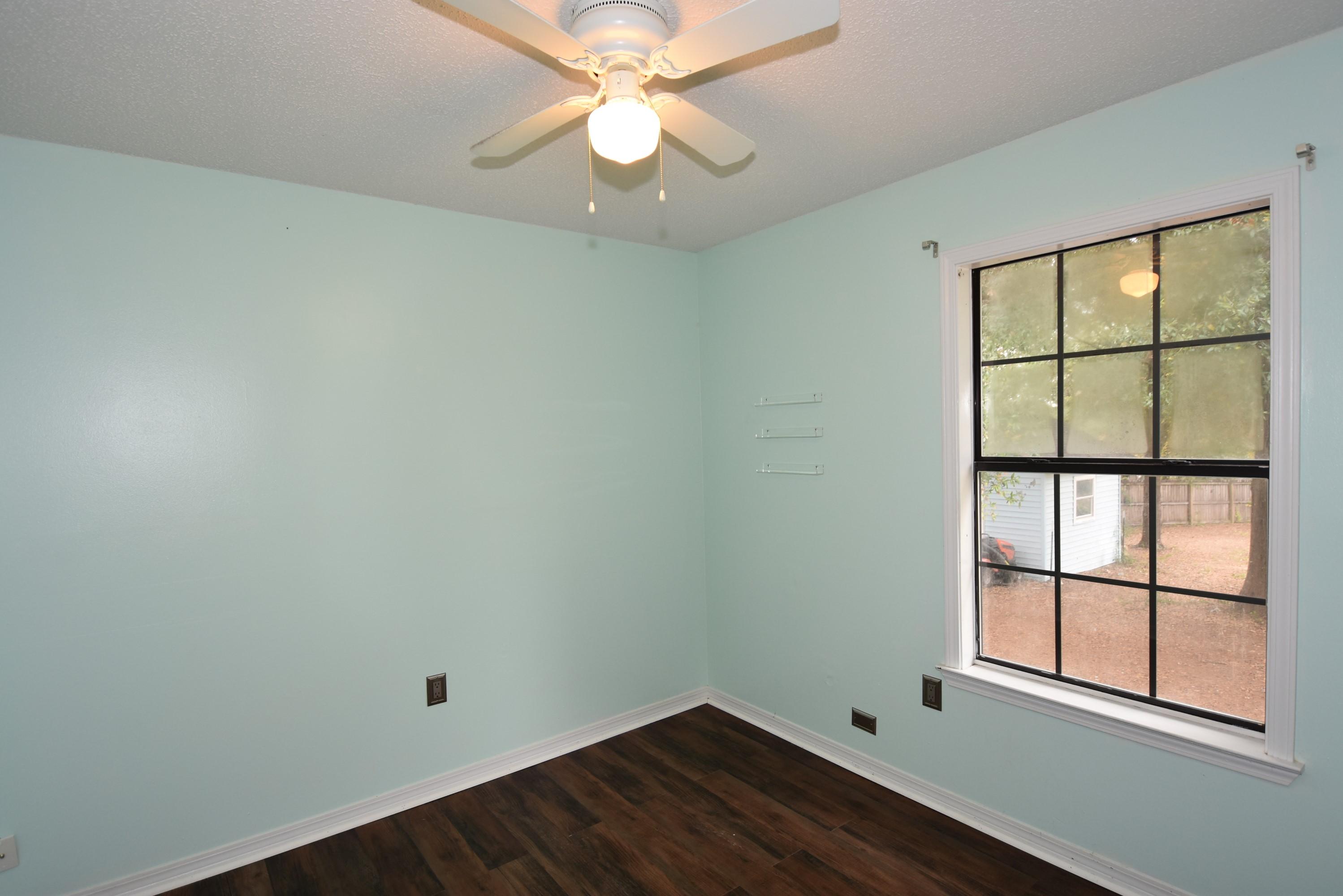 BEACONS BEND SOUTH - Residential