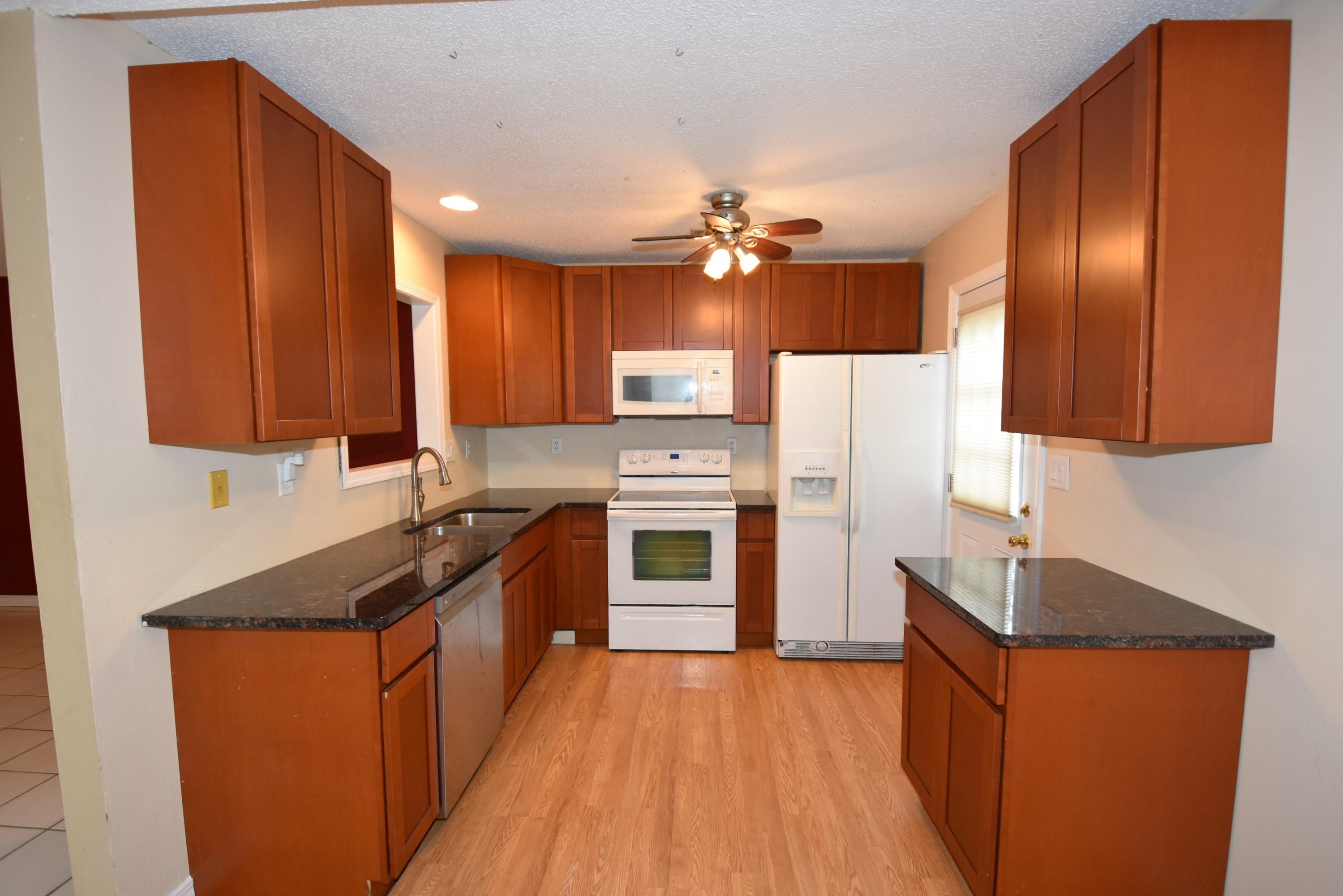 BEACONS BEND SOUTH - Residential