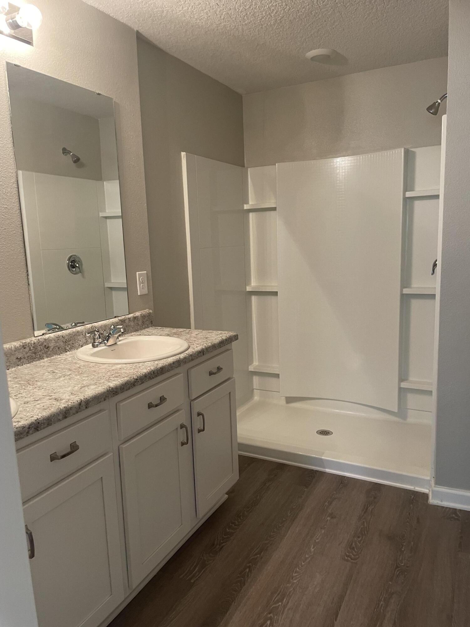 TIMBERLAND RIDGE - Residential Lease