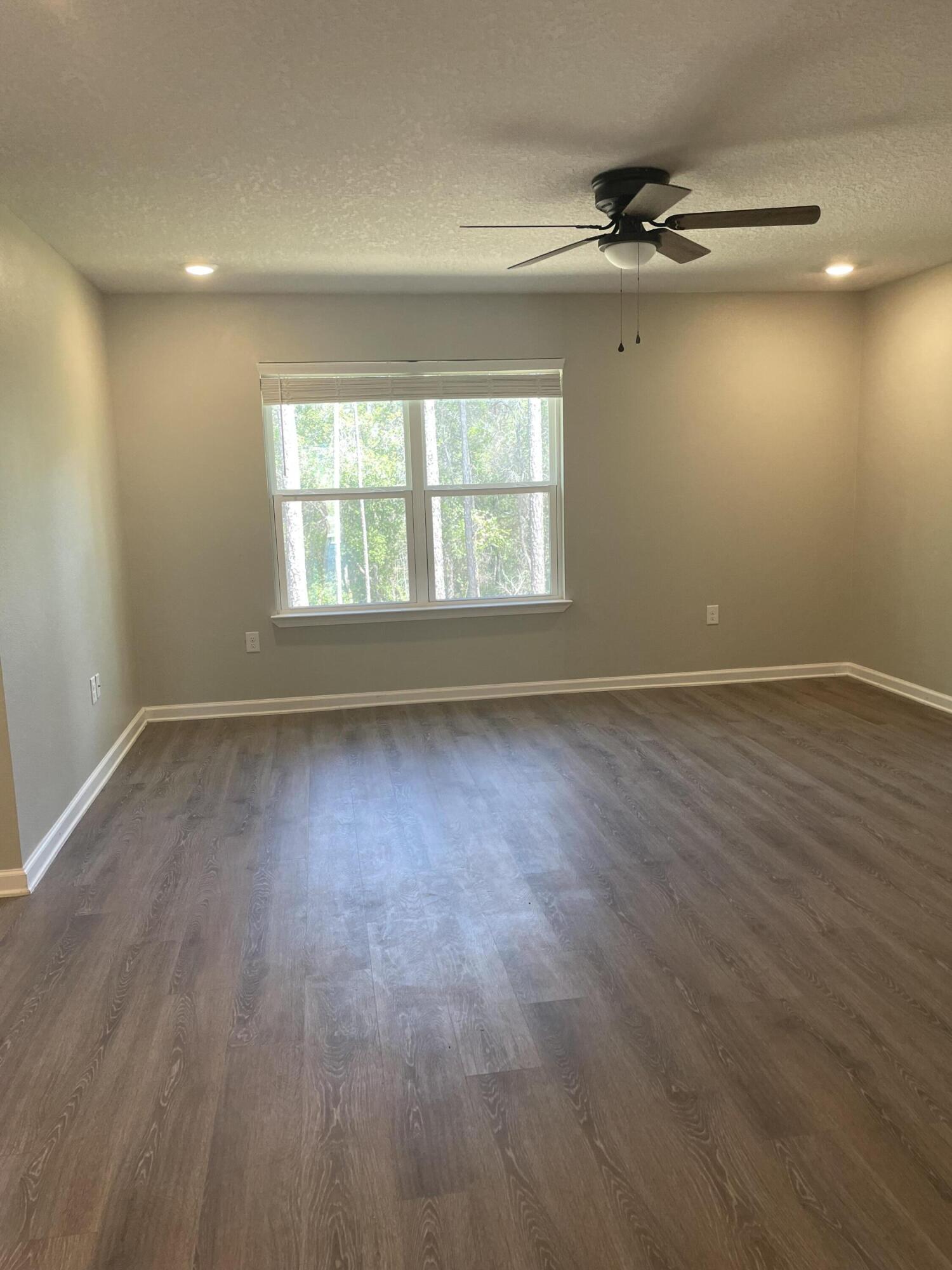 TIMBERLAND RIDGE - Residential Lease