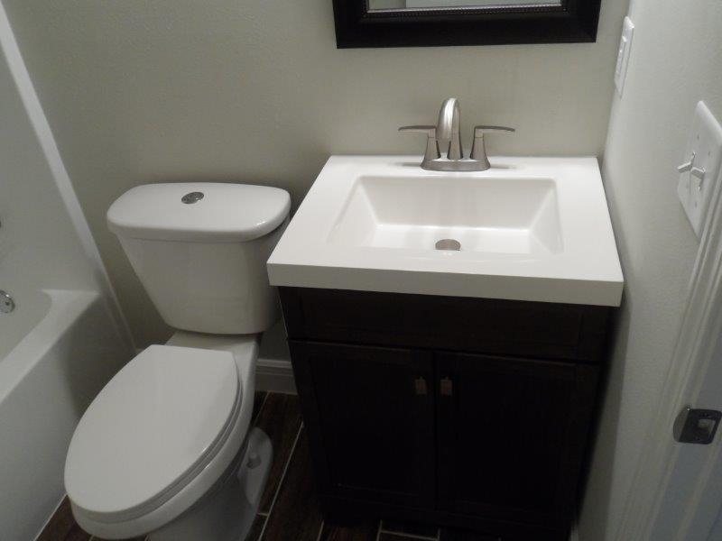 TEN LAKE ESTATES - Residential