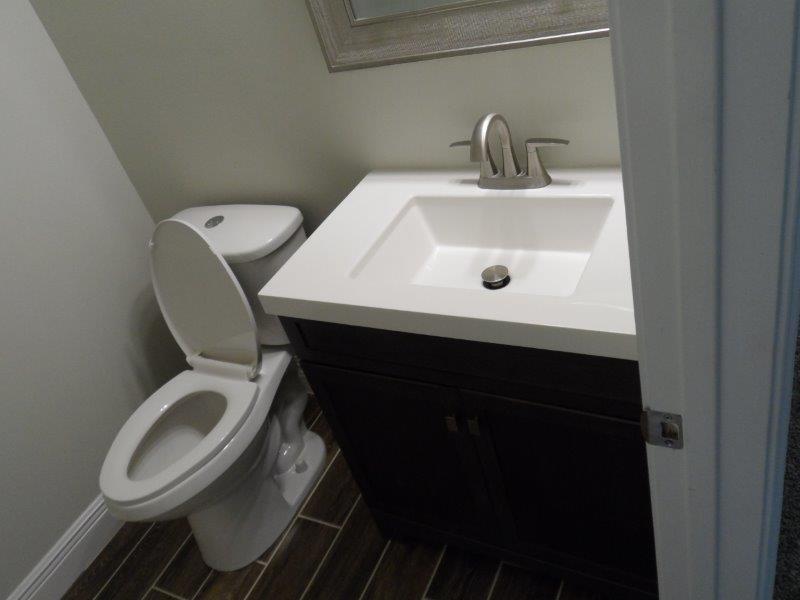 TEN LAKE ESTATES - Residential