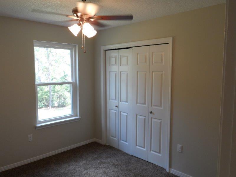 TEN LAKE ESTATES - Residential