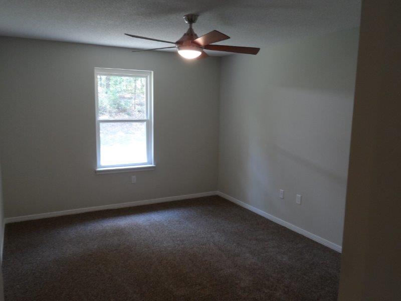 TEN LAKE ESTATES - Residential