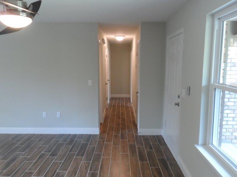 TEN LAKE ESTATES - Residential