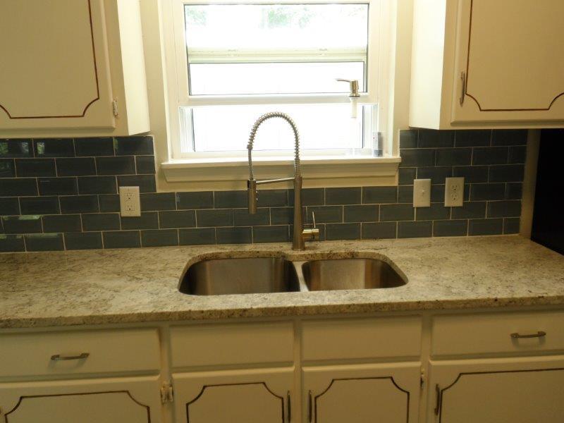 TEN LAKE ESTATES - Residential