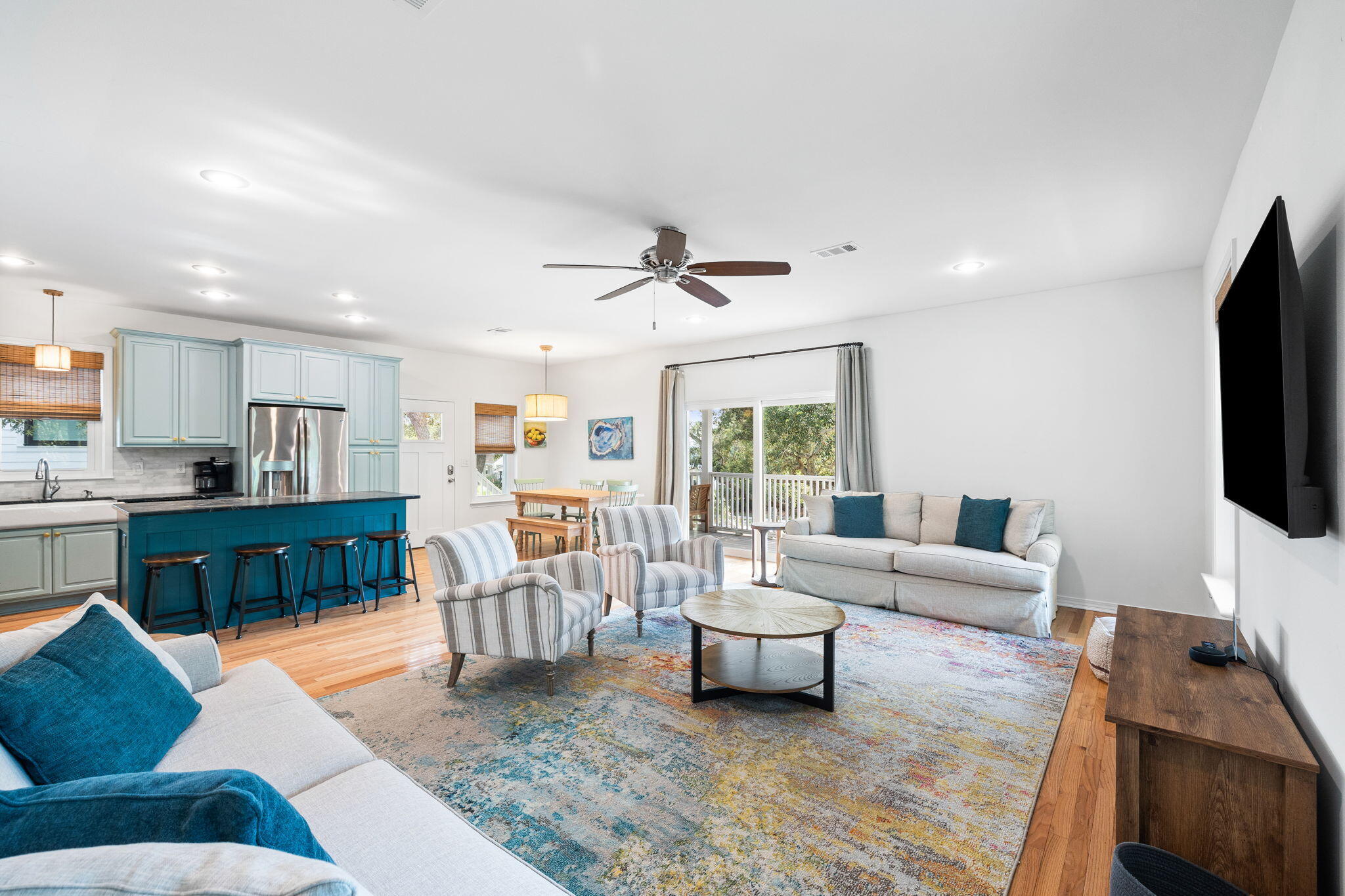 CRYSTAL BEACH - Residential