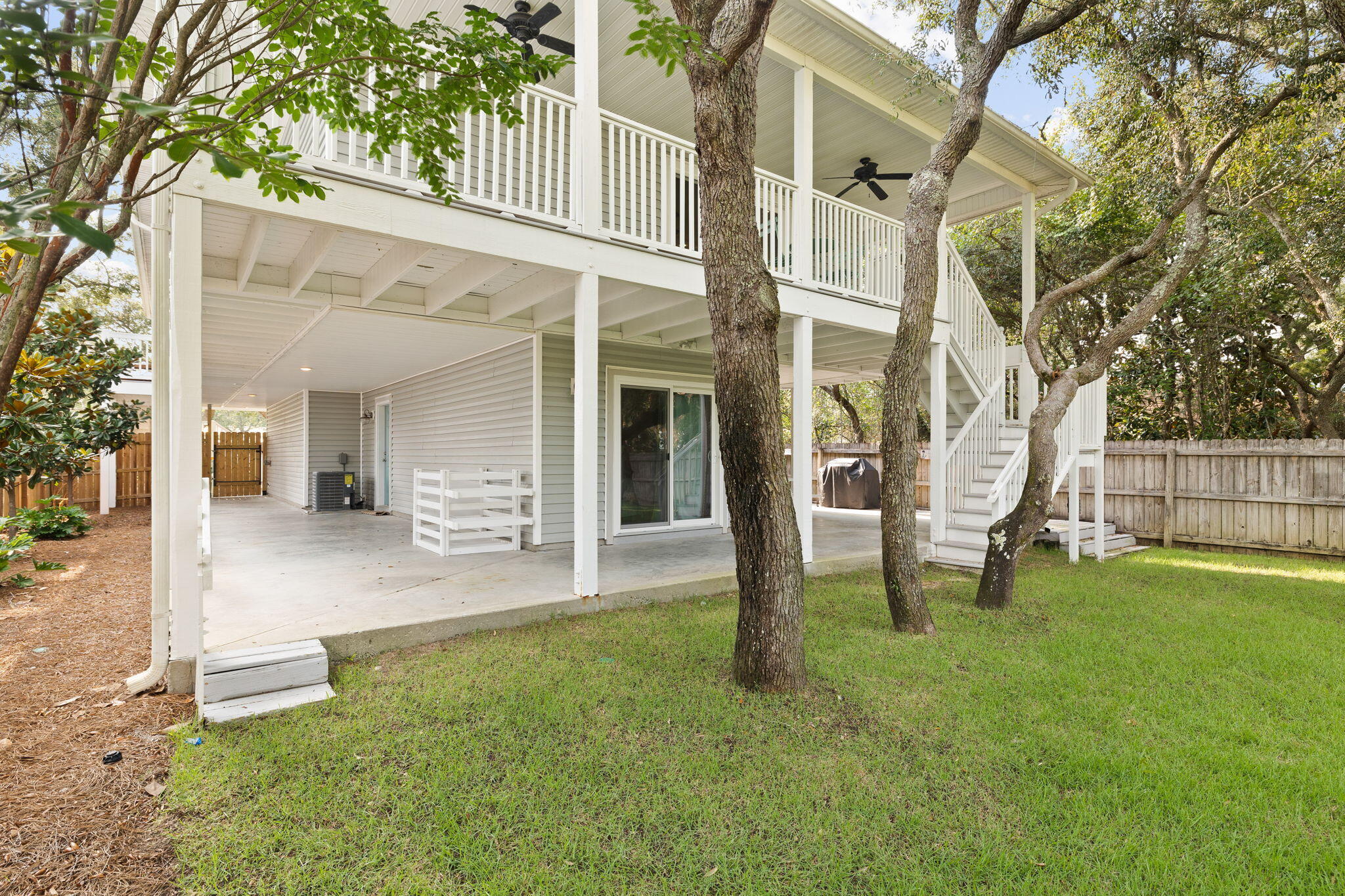 CRYSTAL BEACH - Residential