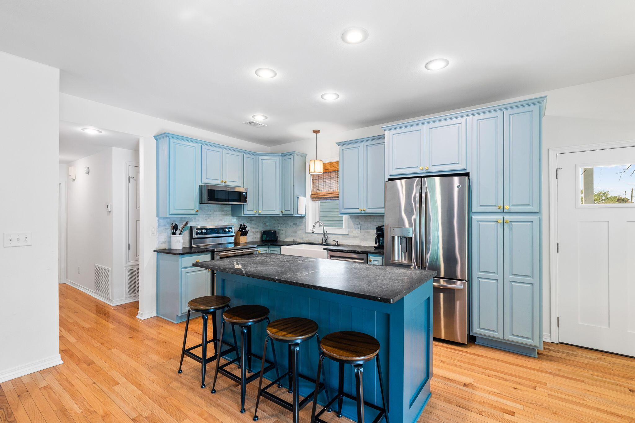 CRYSTAL BEACH - Residential