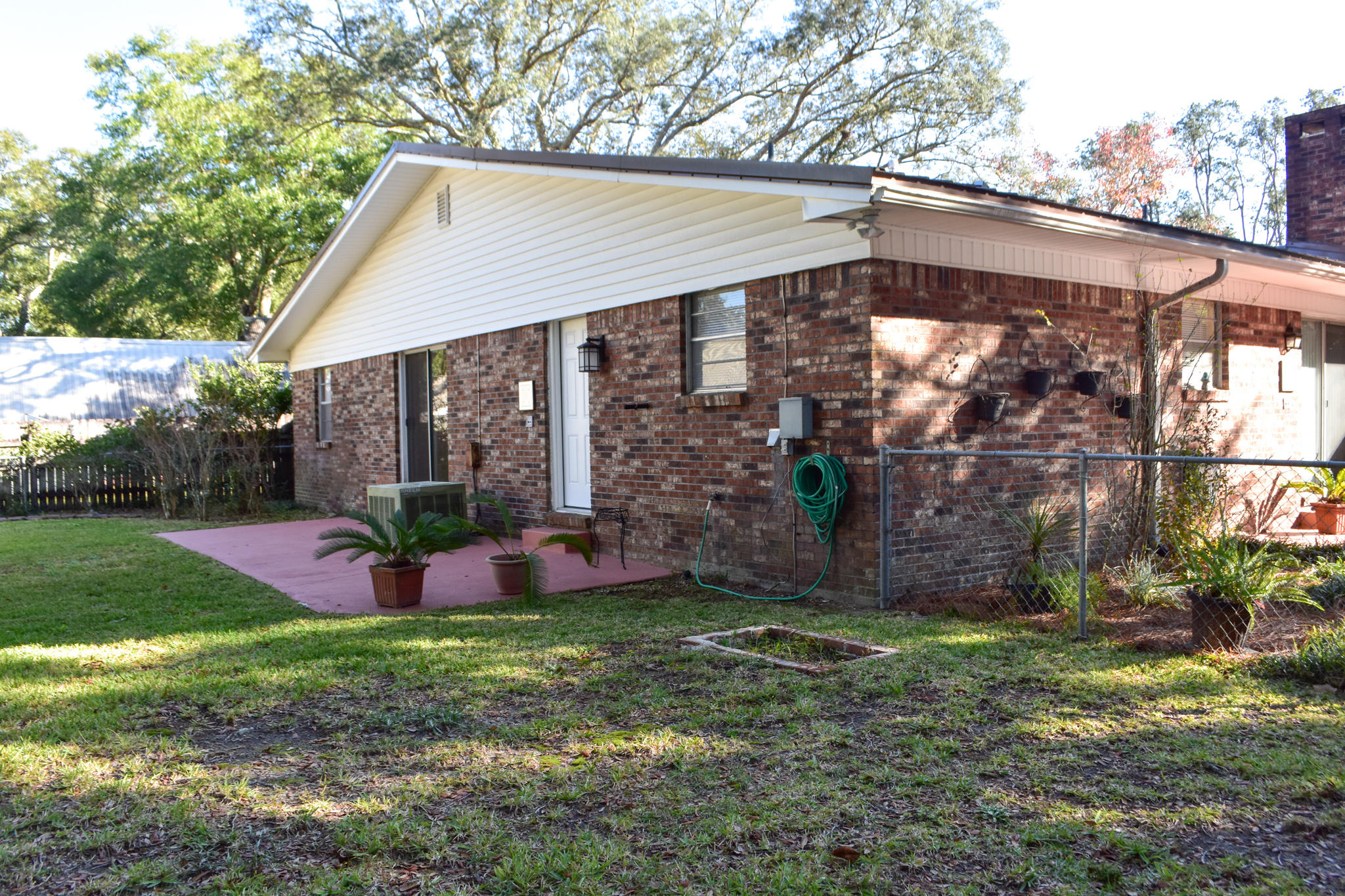 VALPARAISO PLAT 06 - Residential Lease