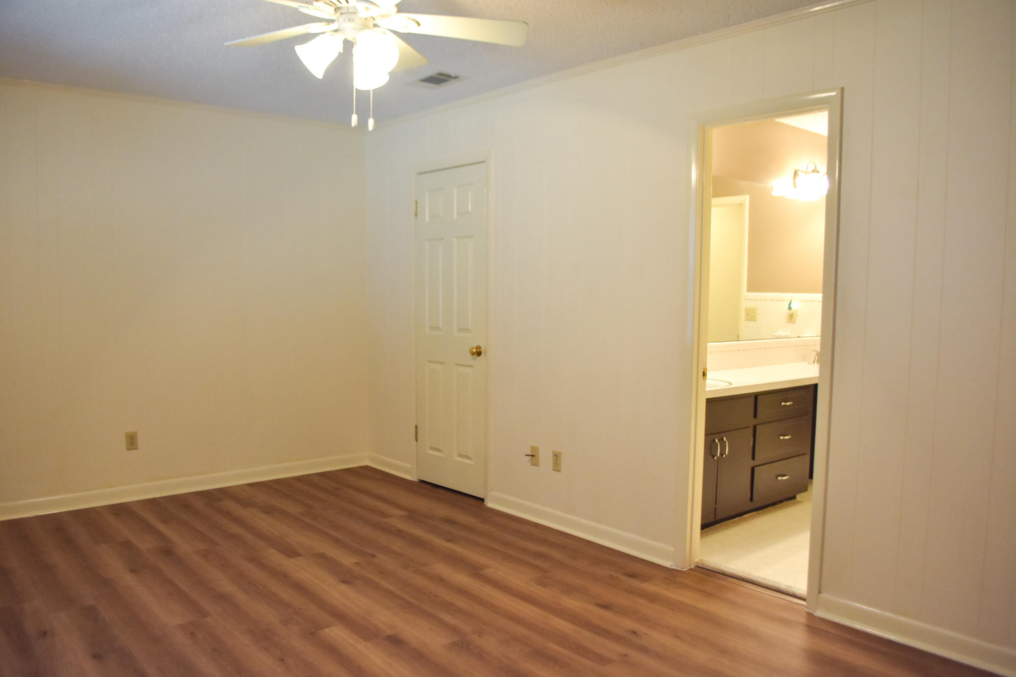 VALPARAISO PLAT 06 - Residential Lease