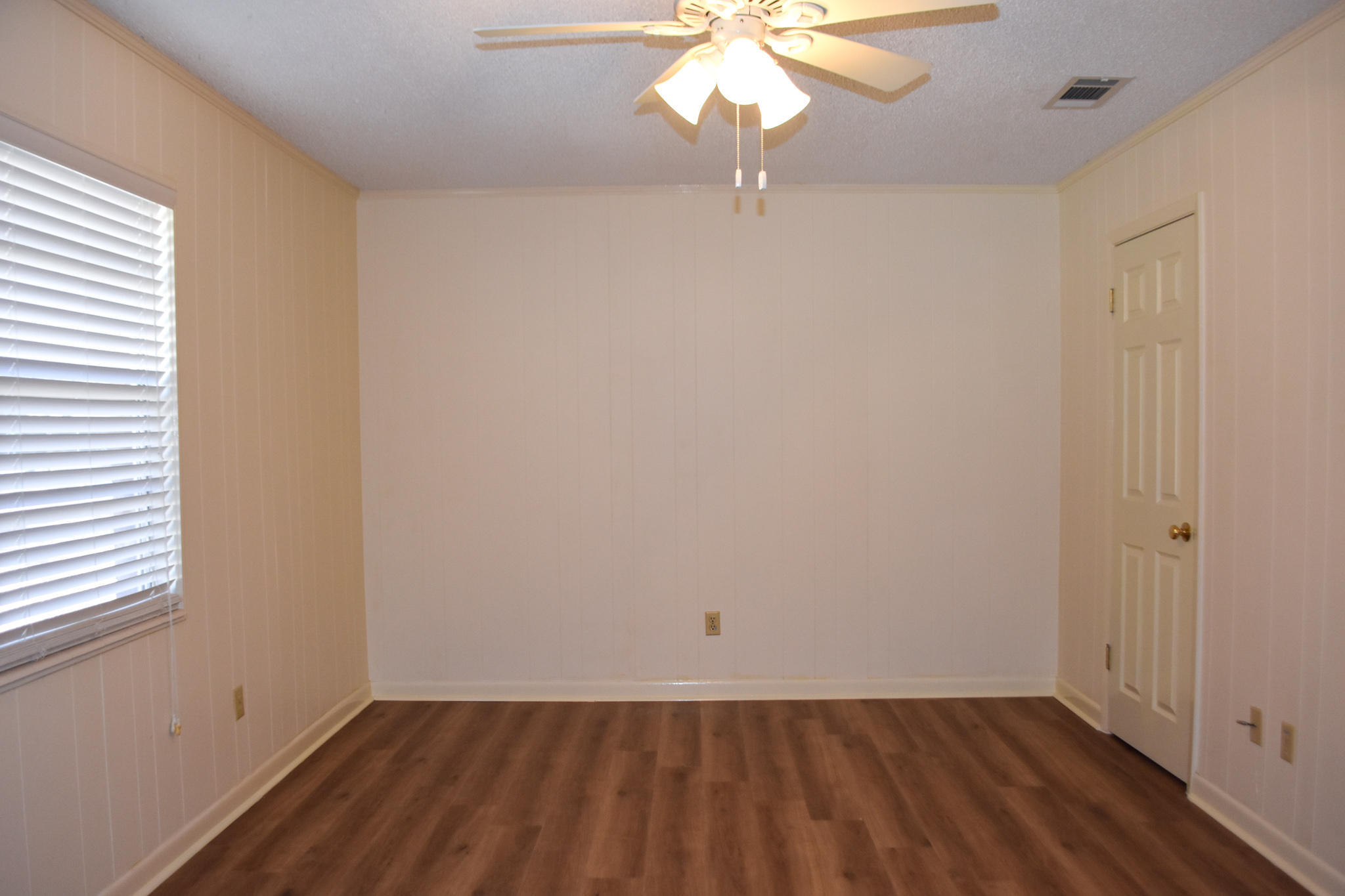 VALPARAISO PLAT 06 - Residential Lease