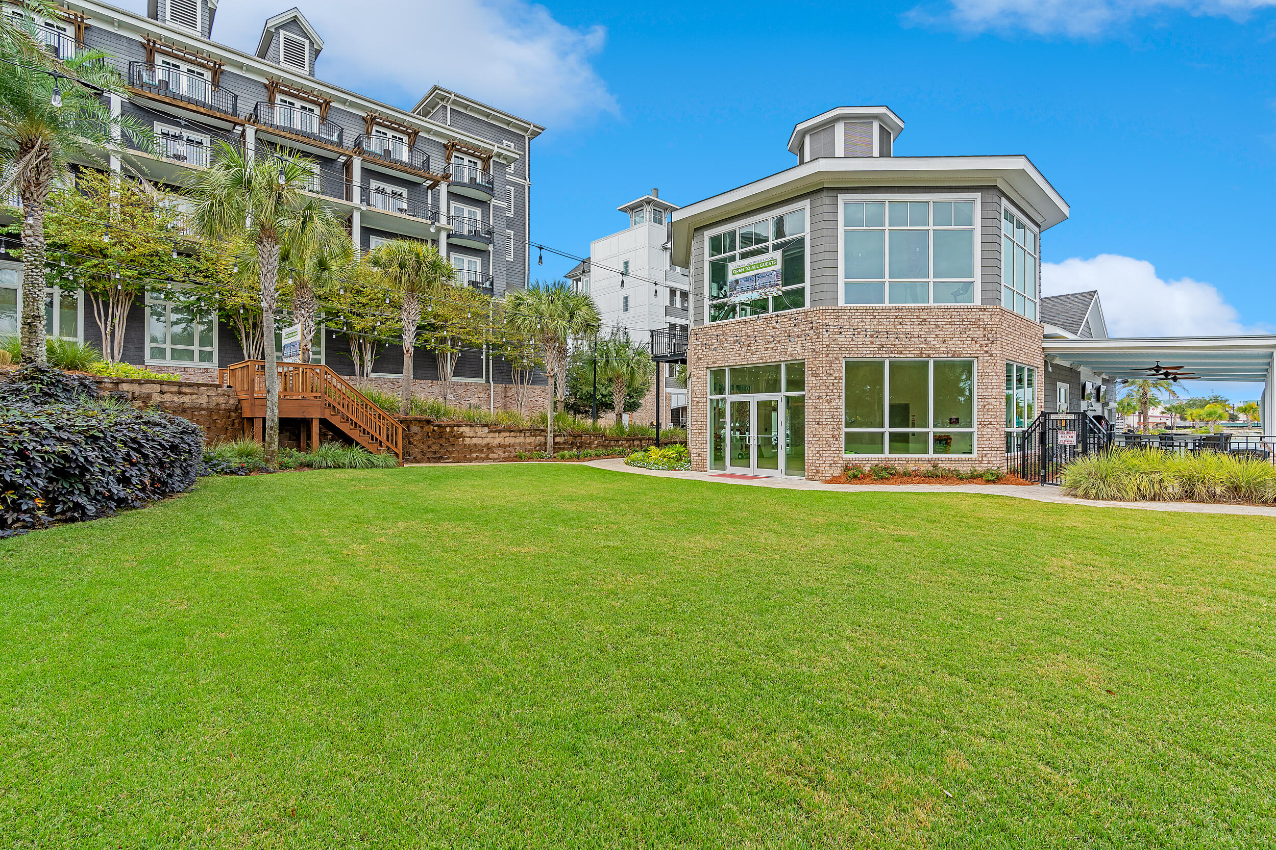 Parkside at the Henderson - Residential