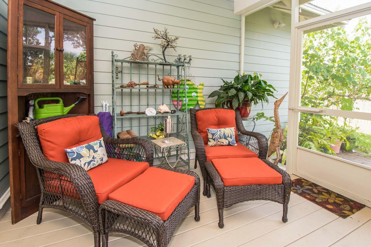 CARSON OAKS - Residential