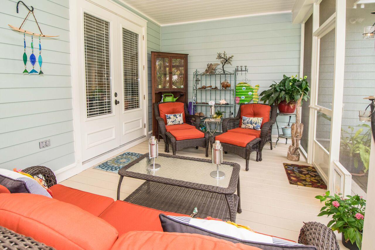 CARSON OAKS - Residential