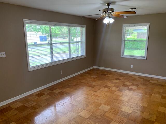 BAYOU WOODS - Residential Lease