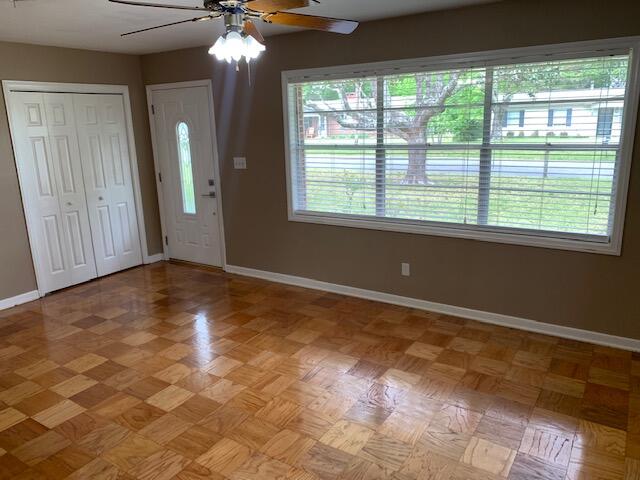 BAYOU WOODS - Residential Lease