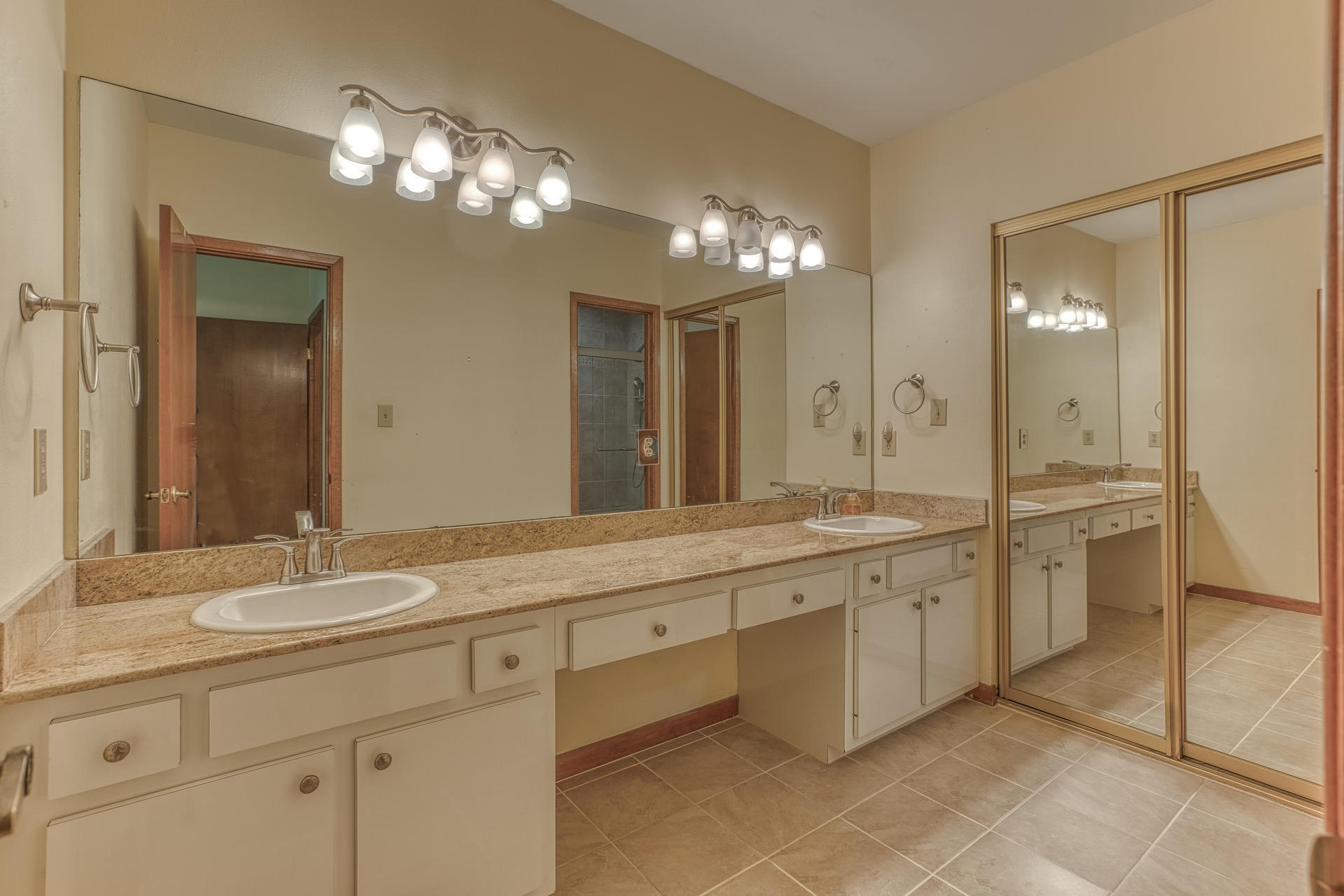 GLENEAGLES GREEN BLUEWATER BAY - Residential